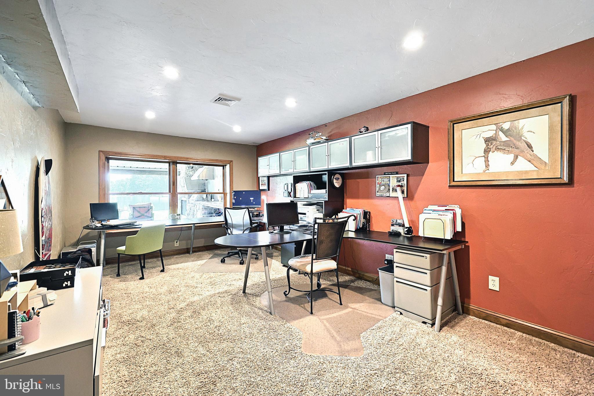 LAKE MEADE - Residential