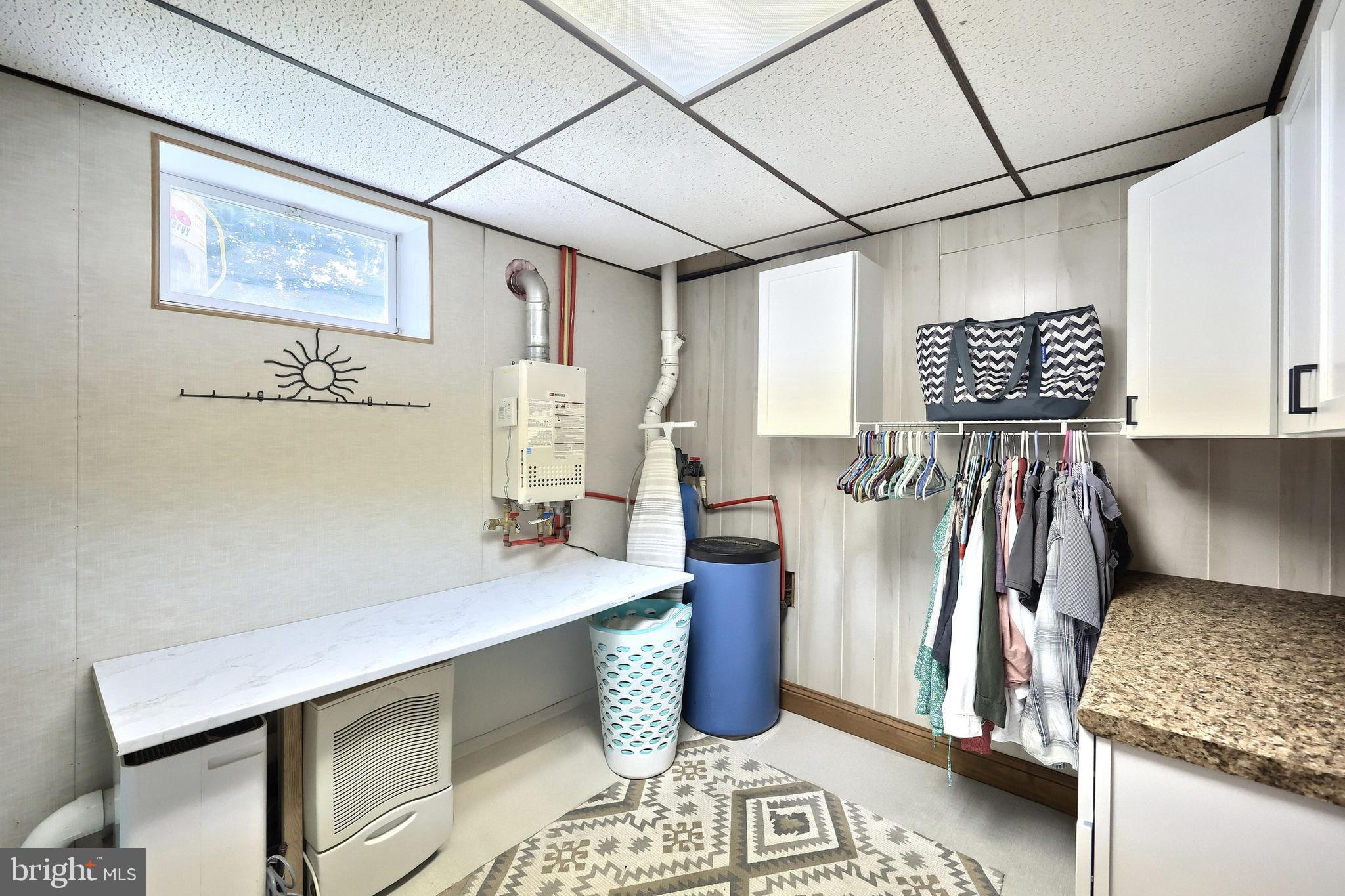 LAKE MEADE - Residential