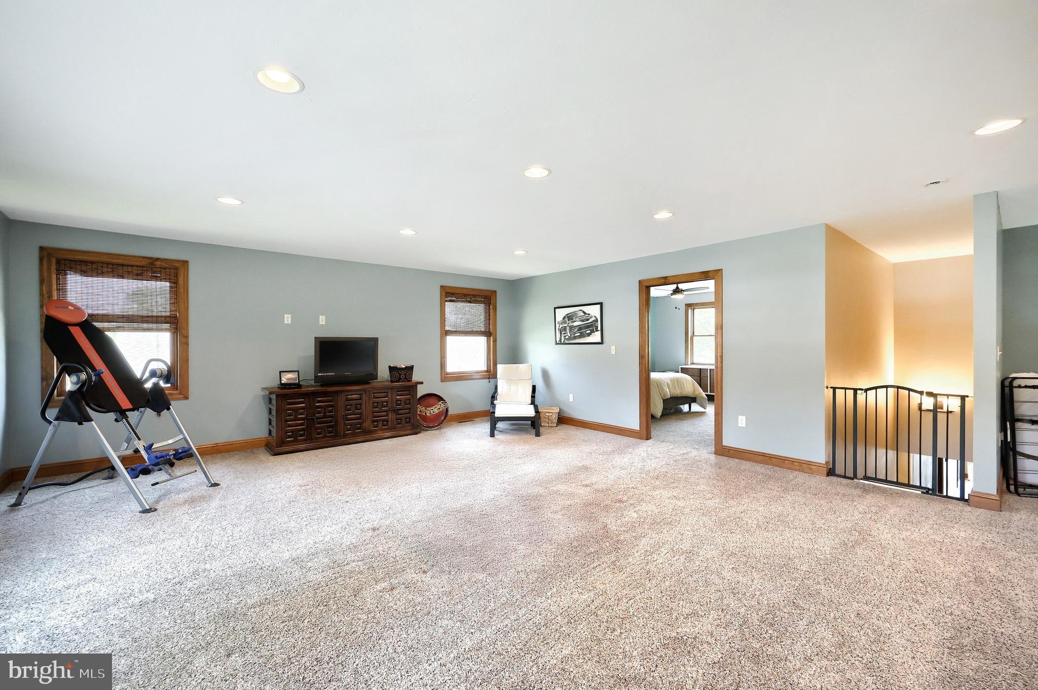 LAKE MEADE - Residential