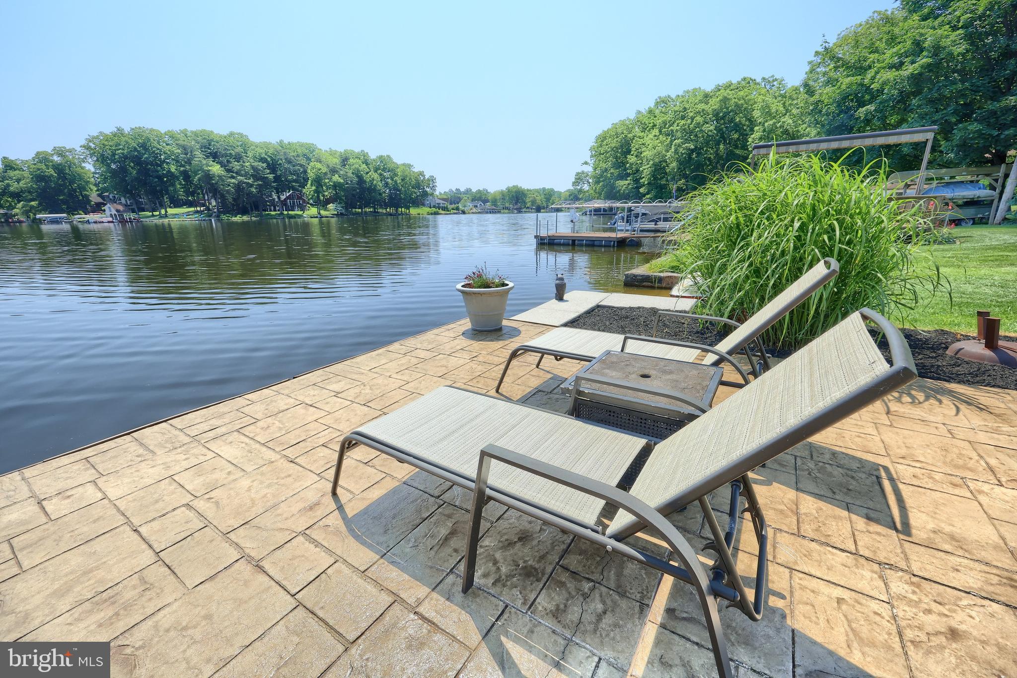 LAKE MEADE - Residential