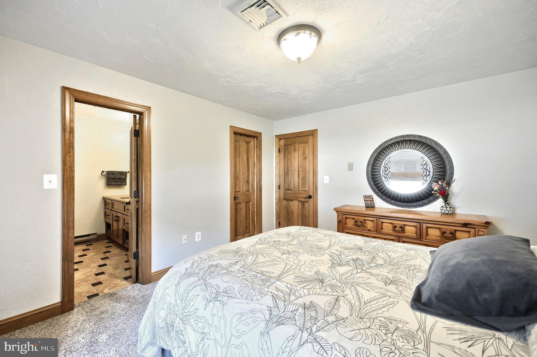 LAKE MEADE - Residential