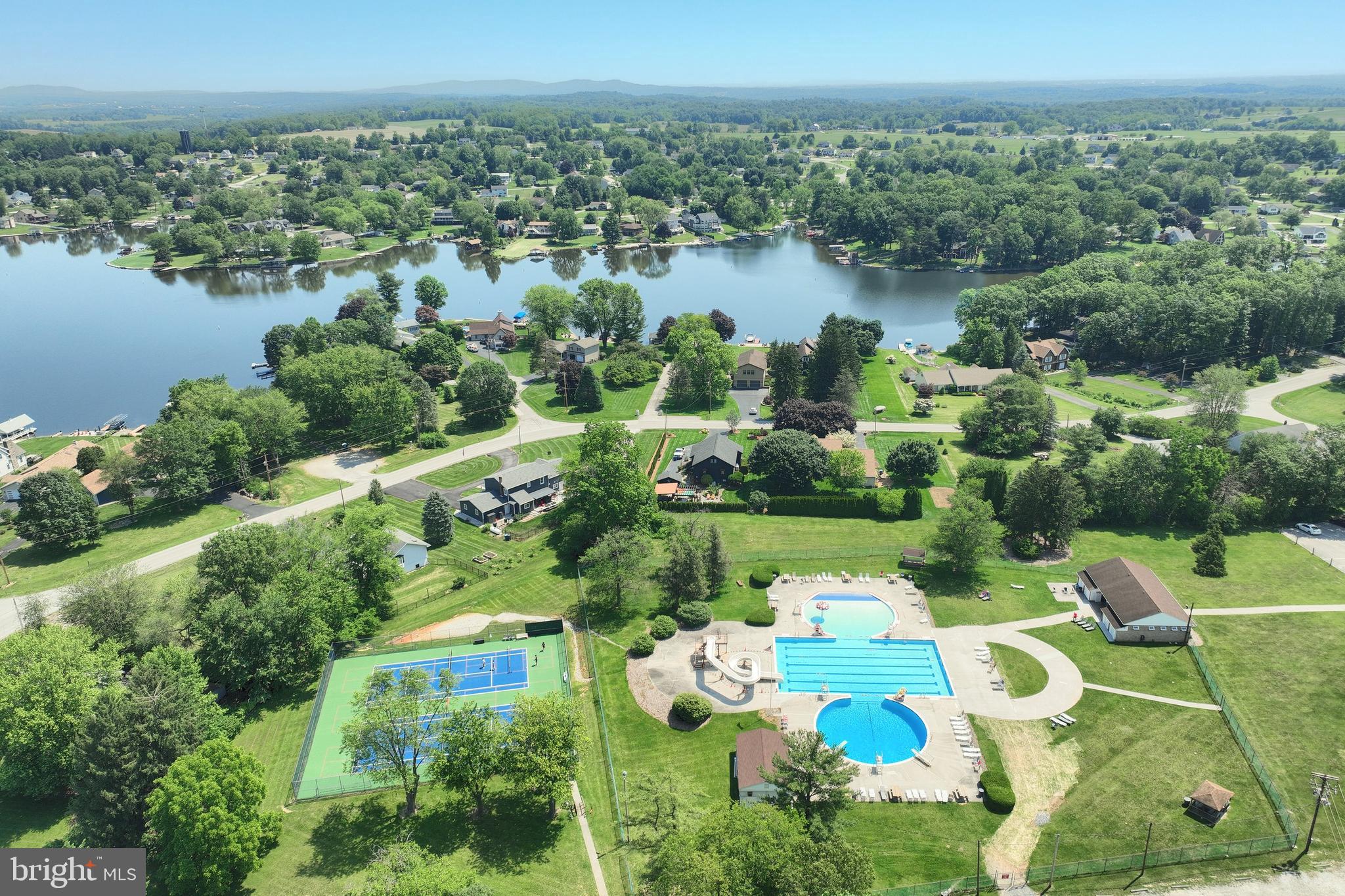 LAKE MEADE - Residential