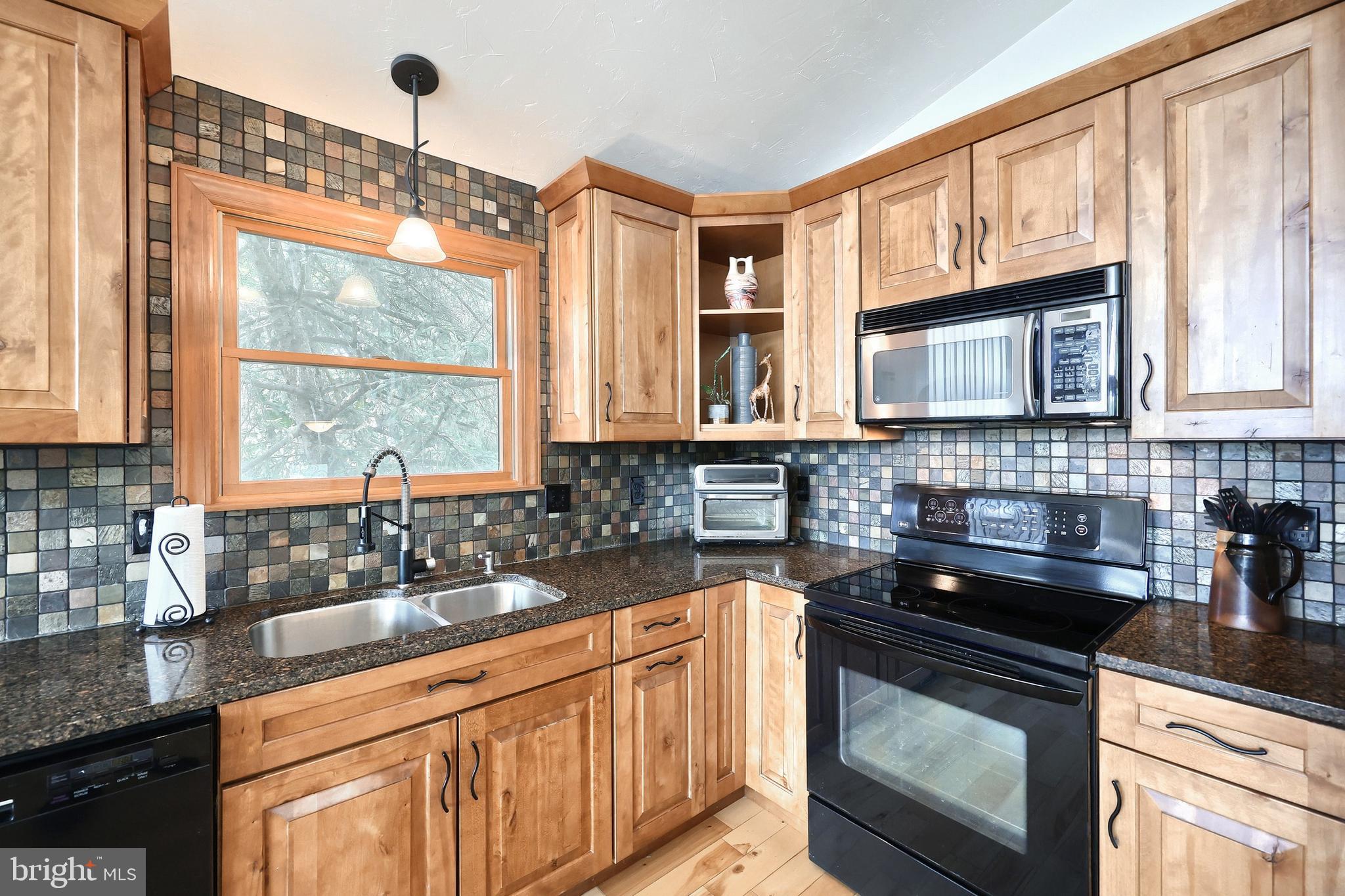 LAKE MEADE - Residential