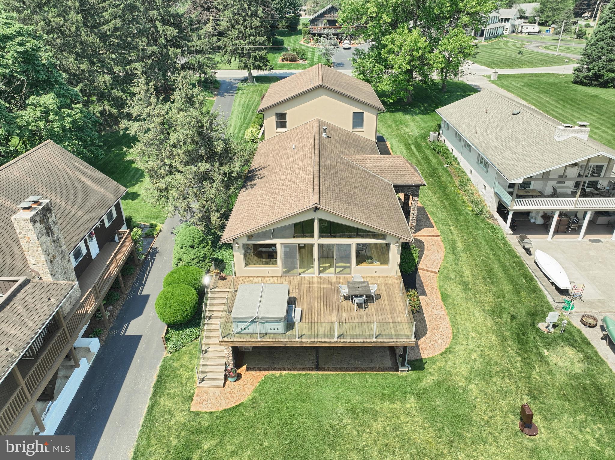 LAKE MEADE - Residential