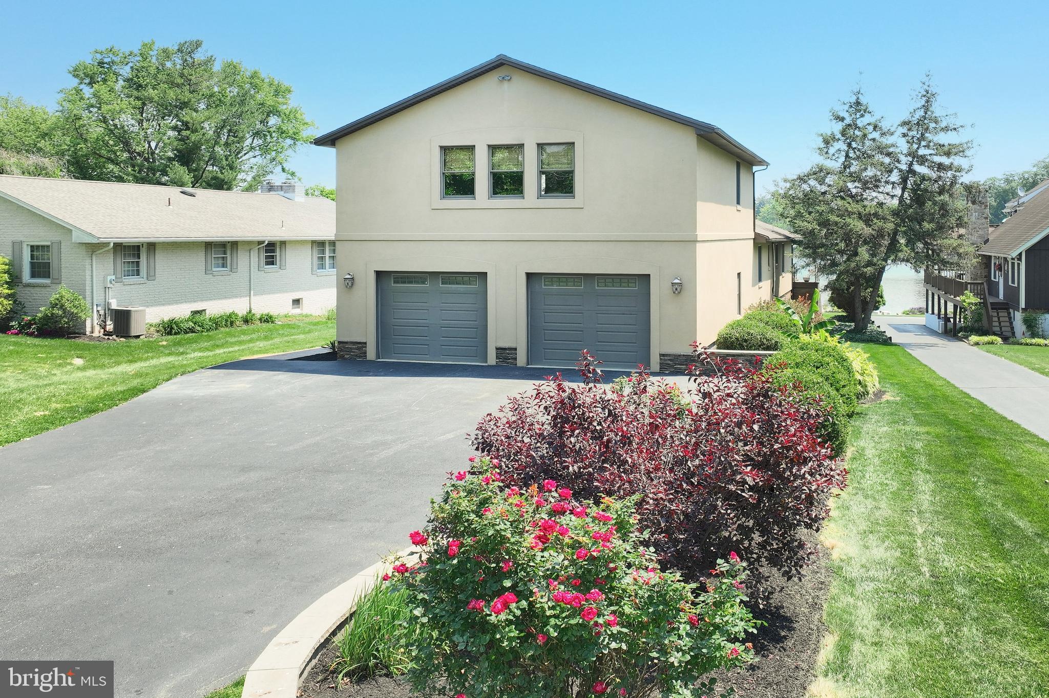 LAKE MEADE - Residential