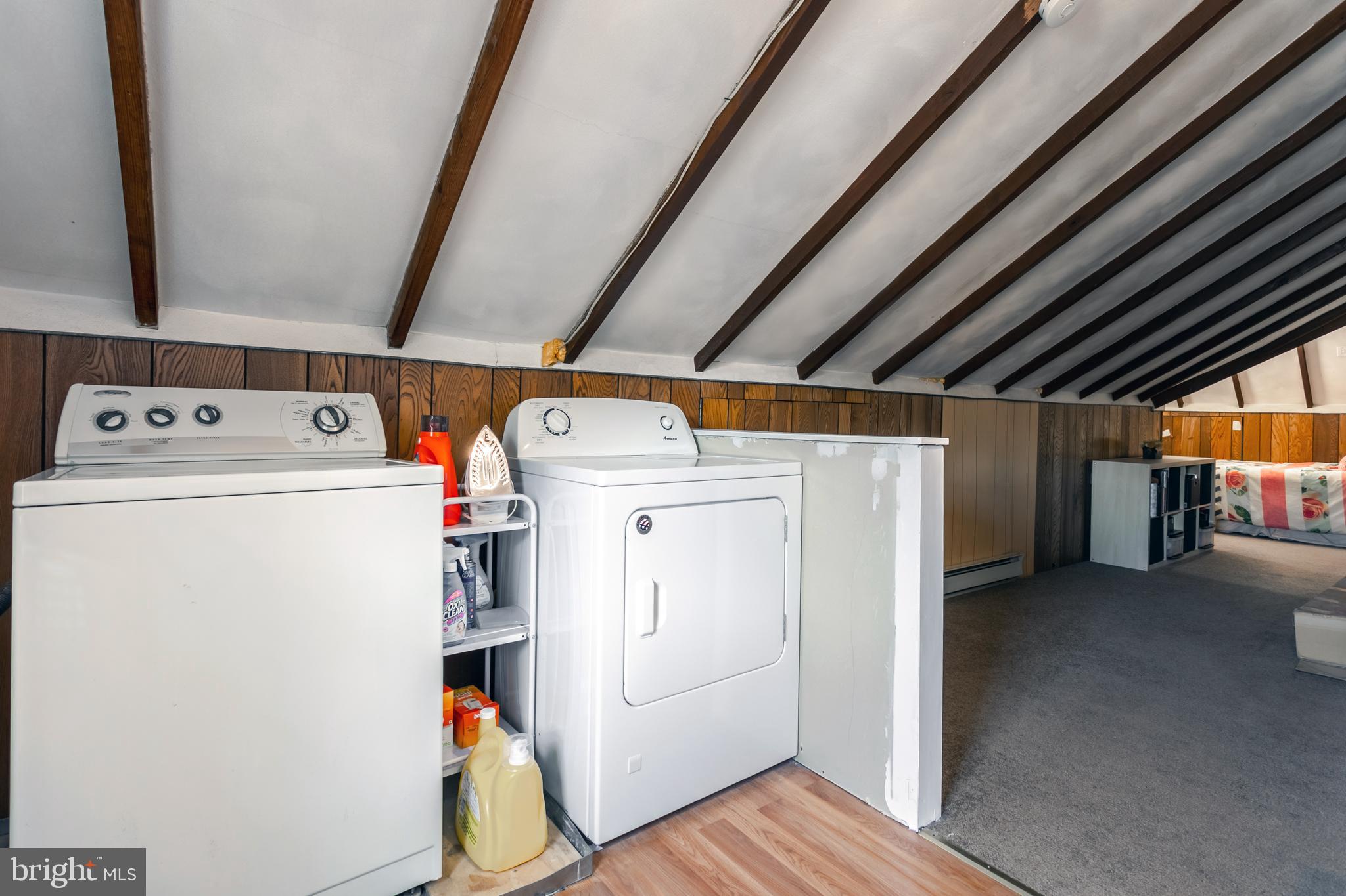 SPRINGHILL FARM - Residential