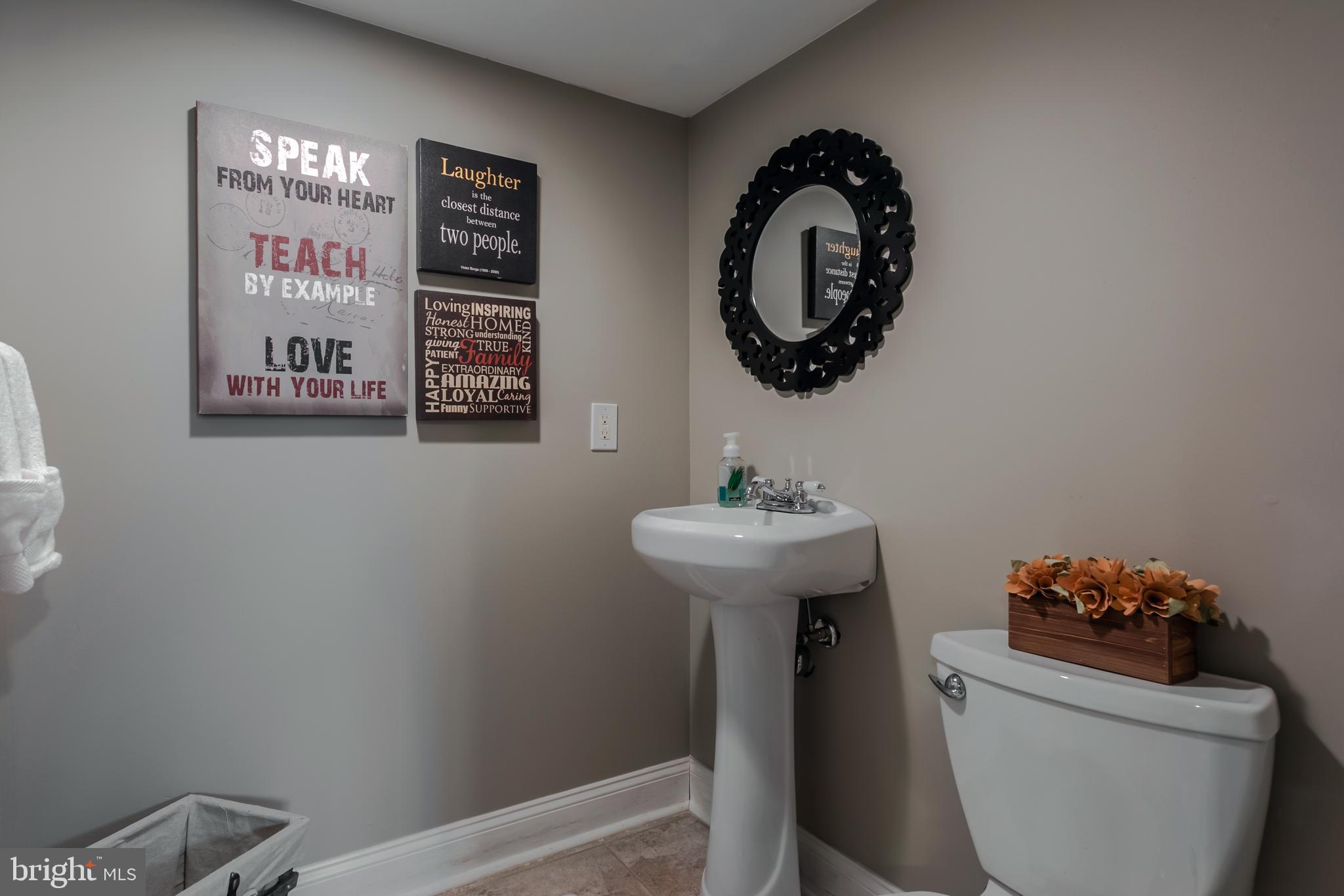 SPRINGHILL FARM - Residential