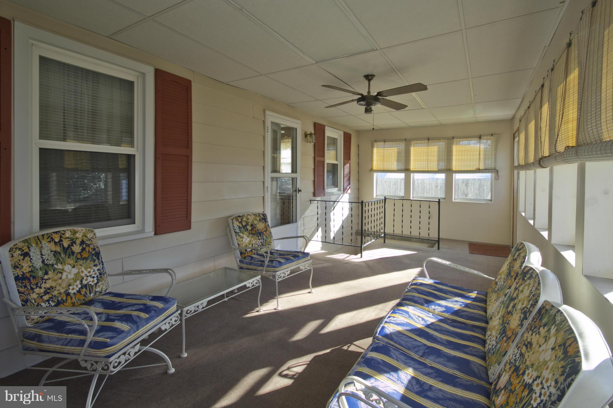 COLONIAL DRIVE - Residential