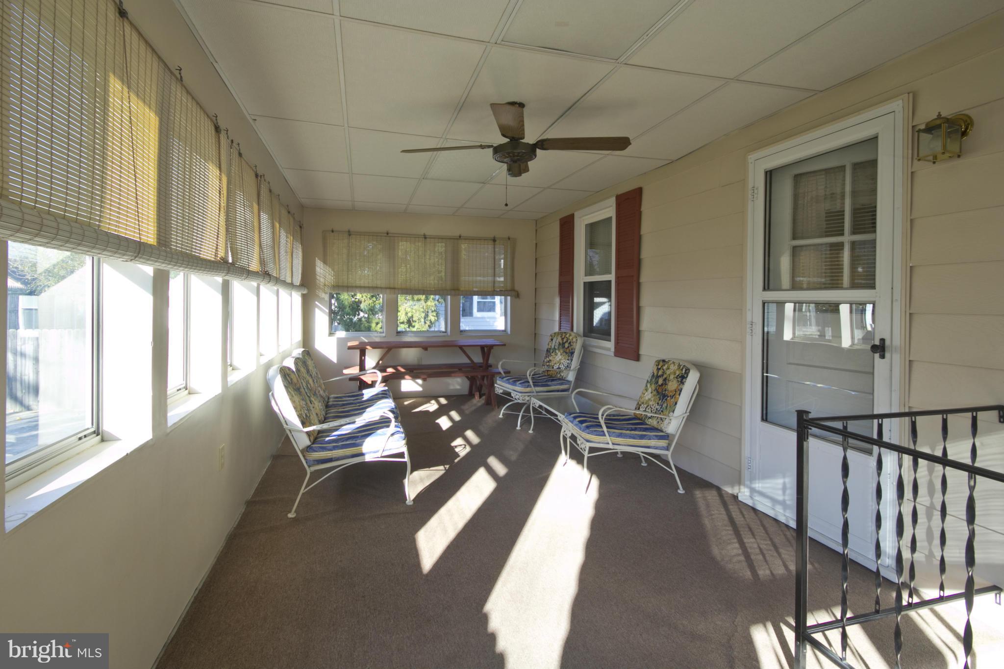 COLONIAL DRIVE - Residential