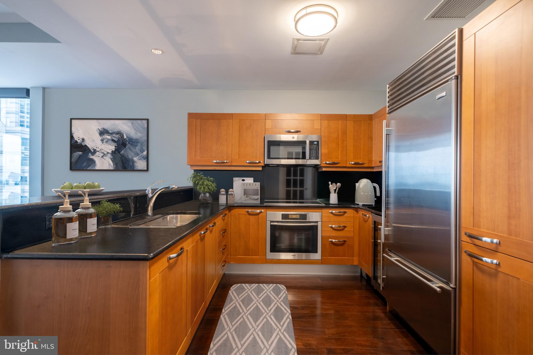 RITTENHOUSE SQUARE - Residential