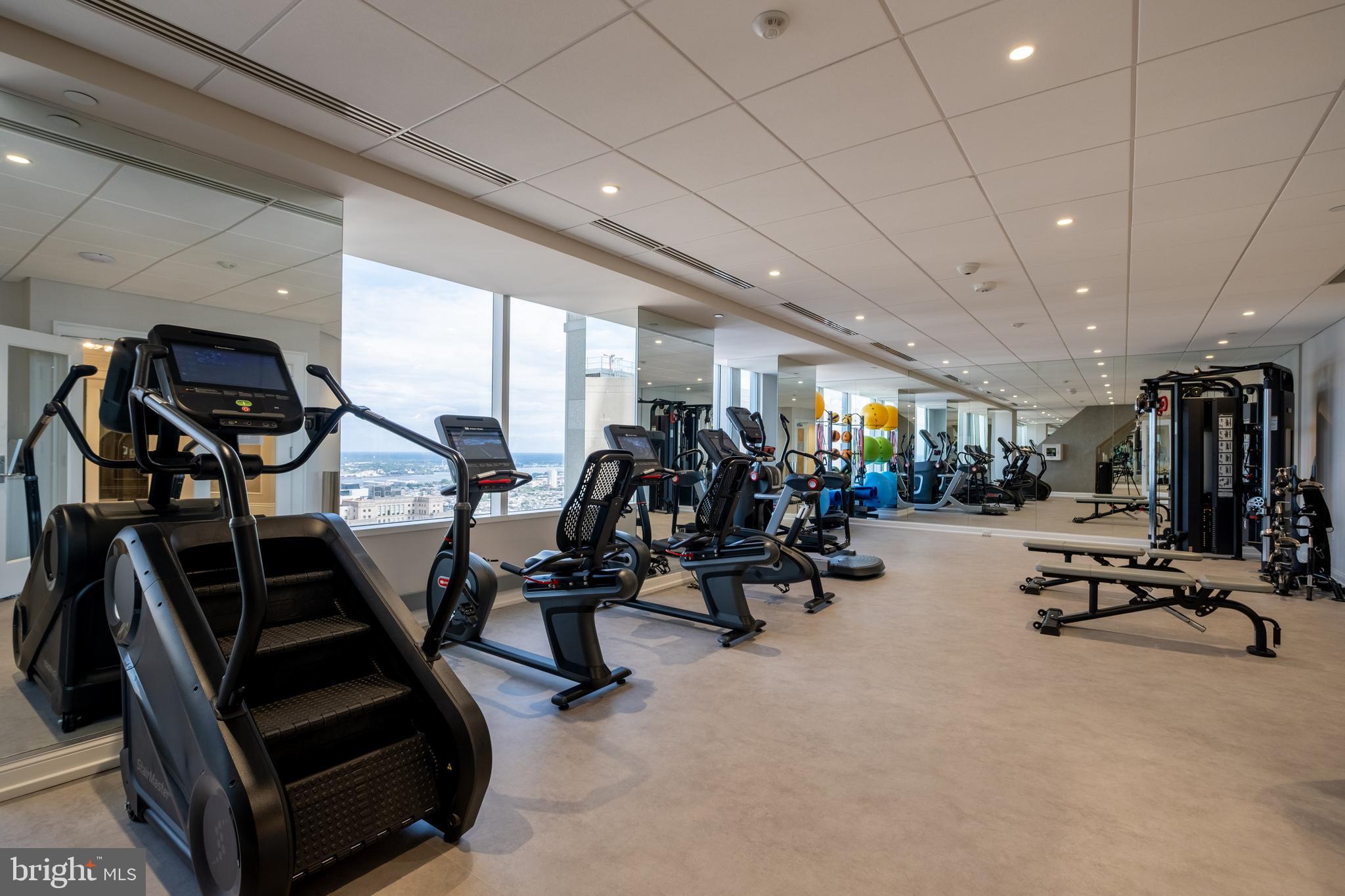 RITTENHOUSE SQUARE - Residential