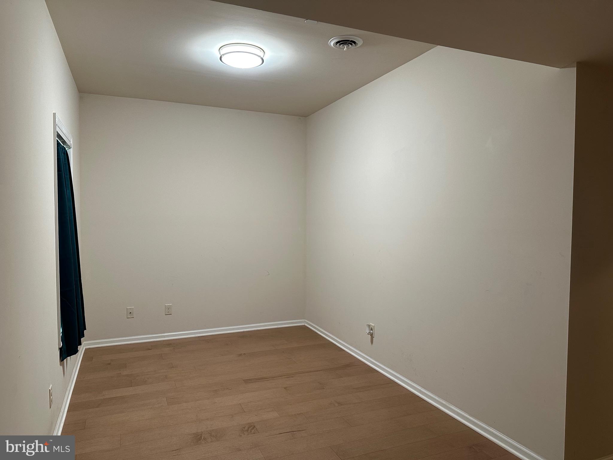 CAMBRIDGE CROSSING - Residential