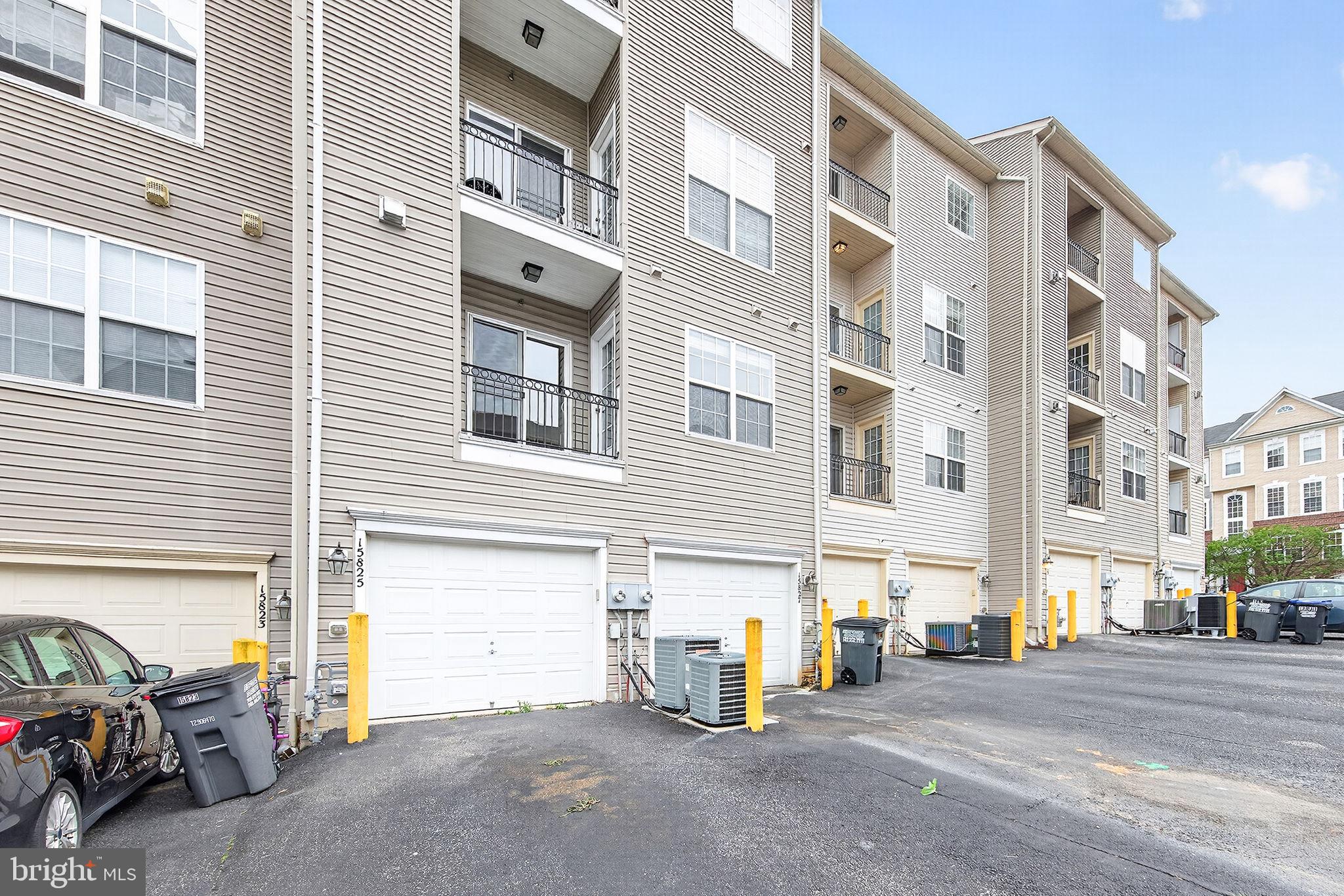 15825 JOHN DISKIN CIRCLE