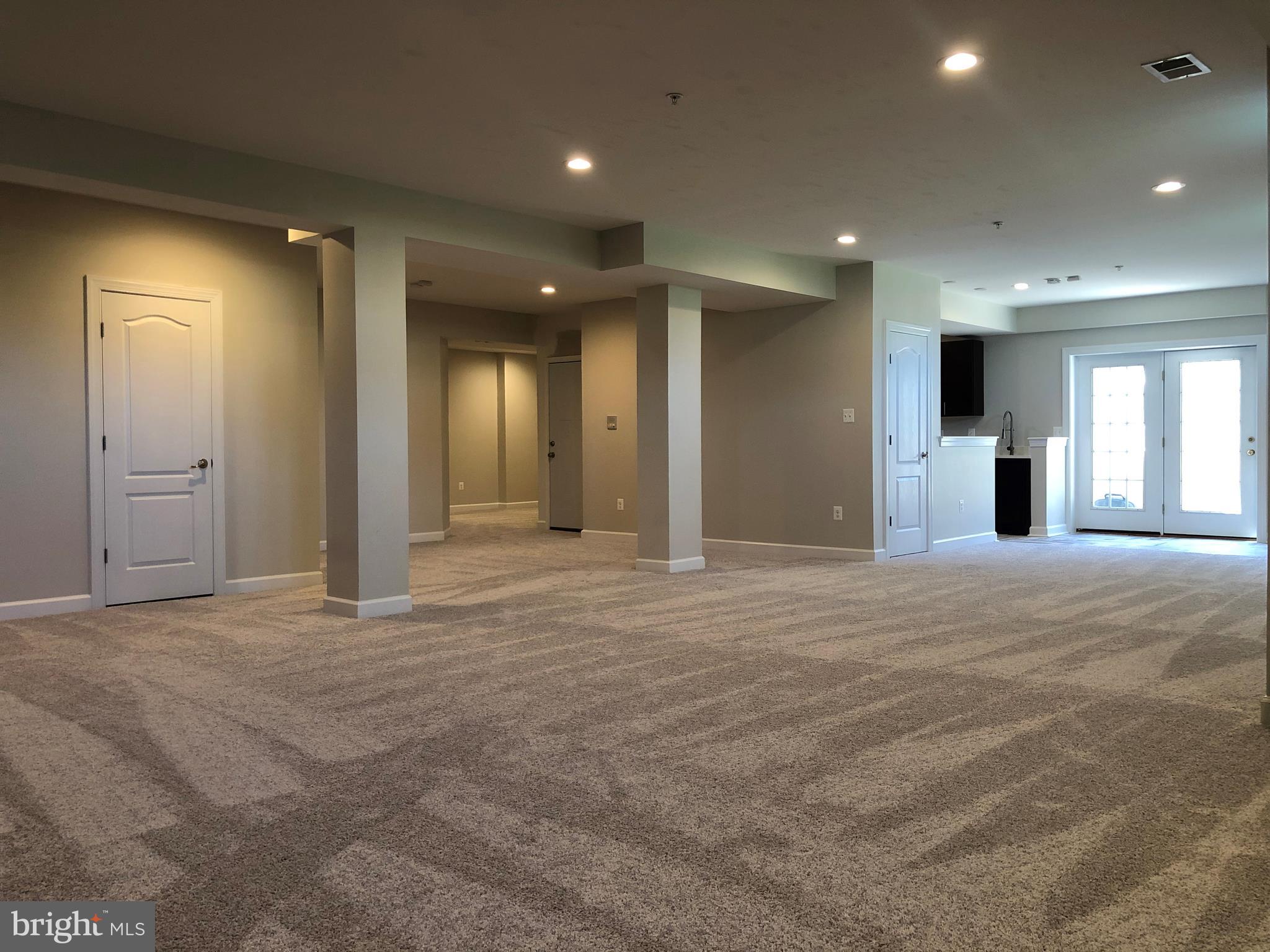 WESTWOOD - Residential Lease