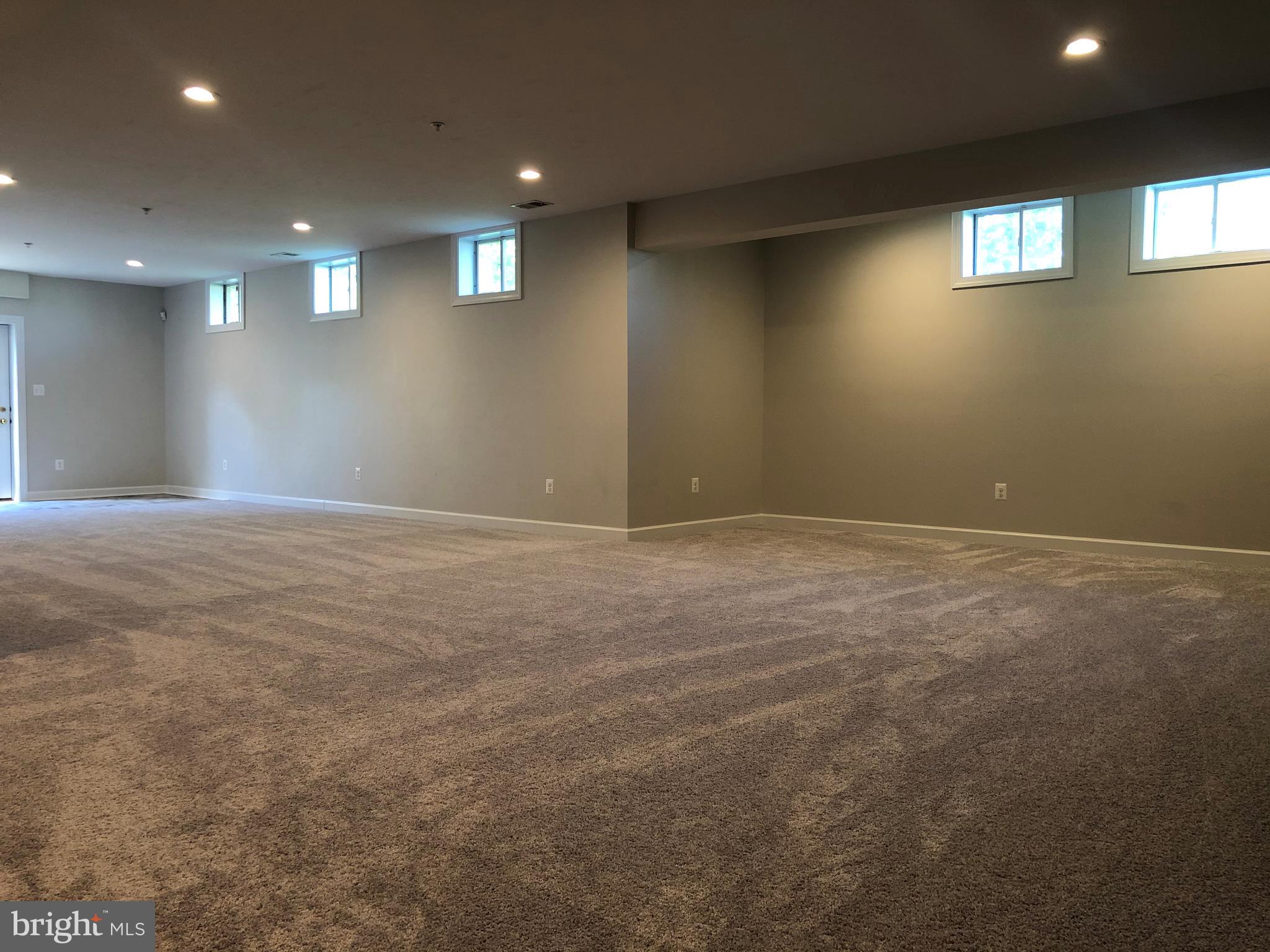 WESTWOOD - Residential Lease