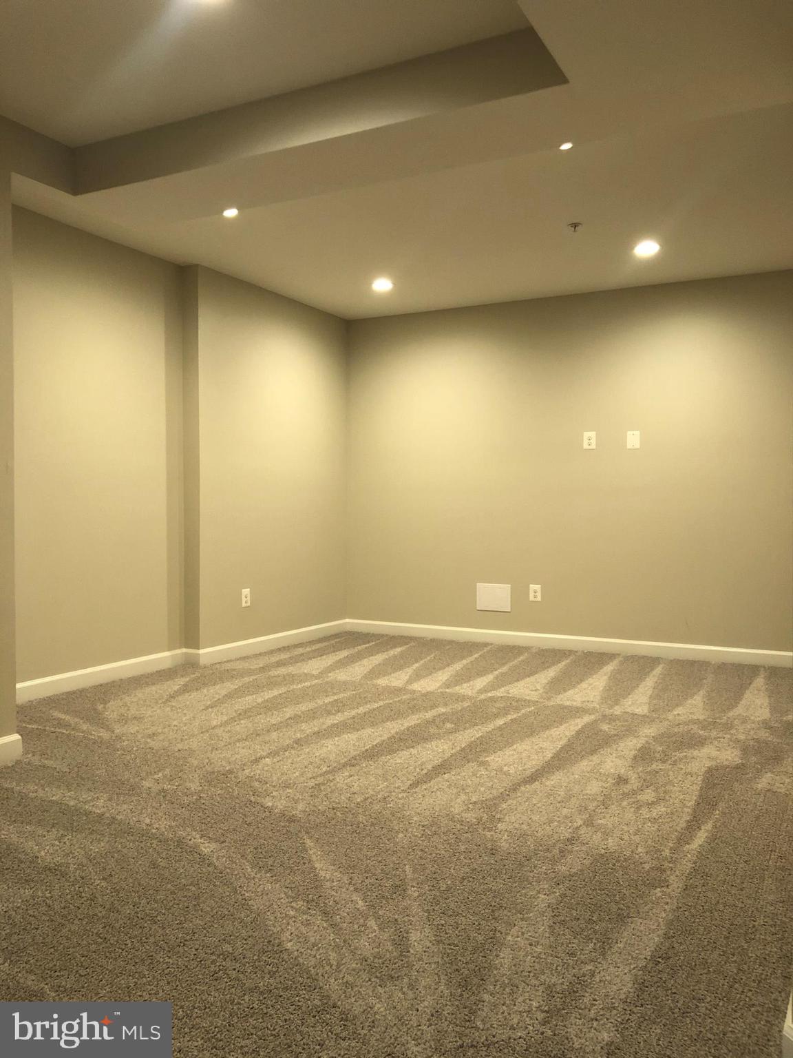 WESTWOOD - Residential Lease