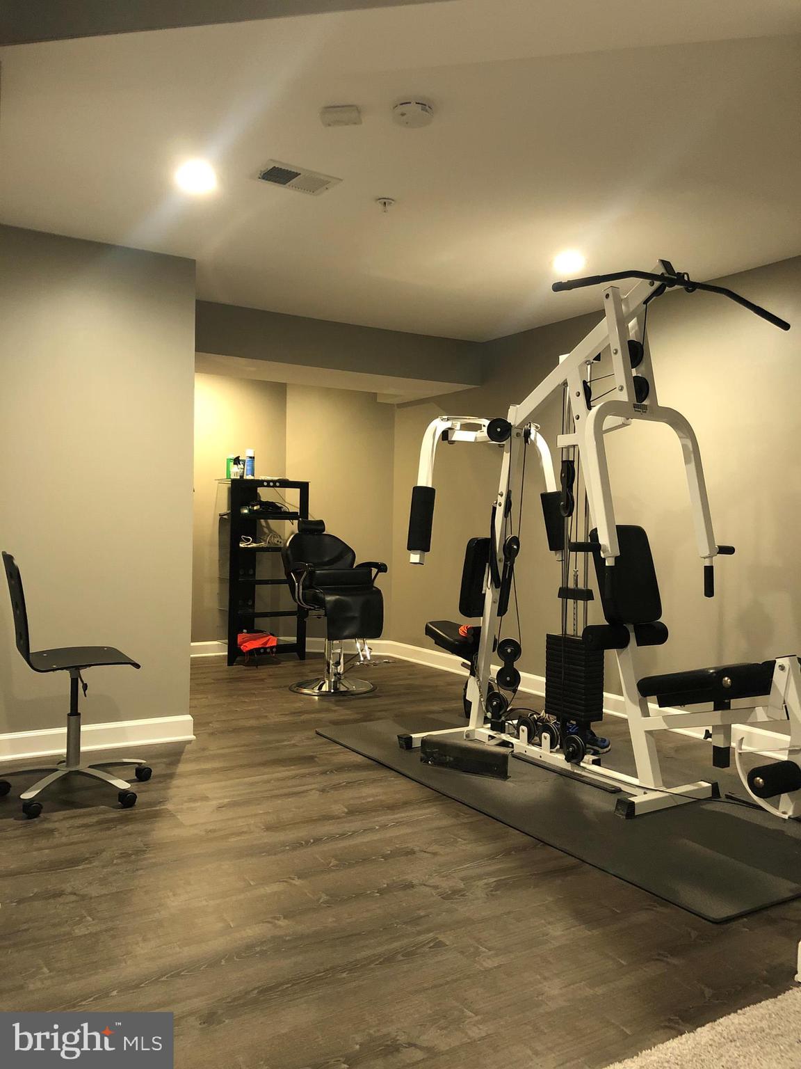 WESTWOOD - Residential Lease