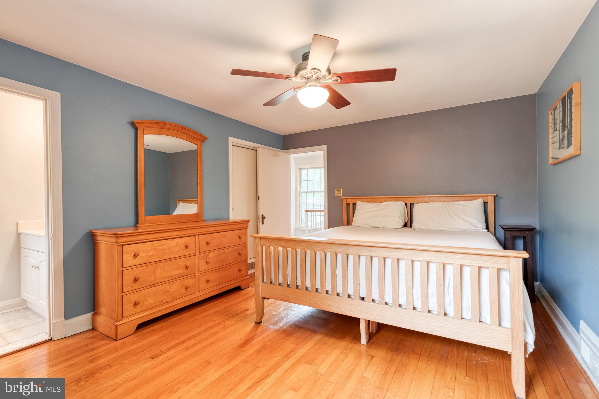 ROLAND PARK - Residential