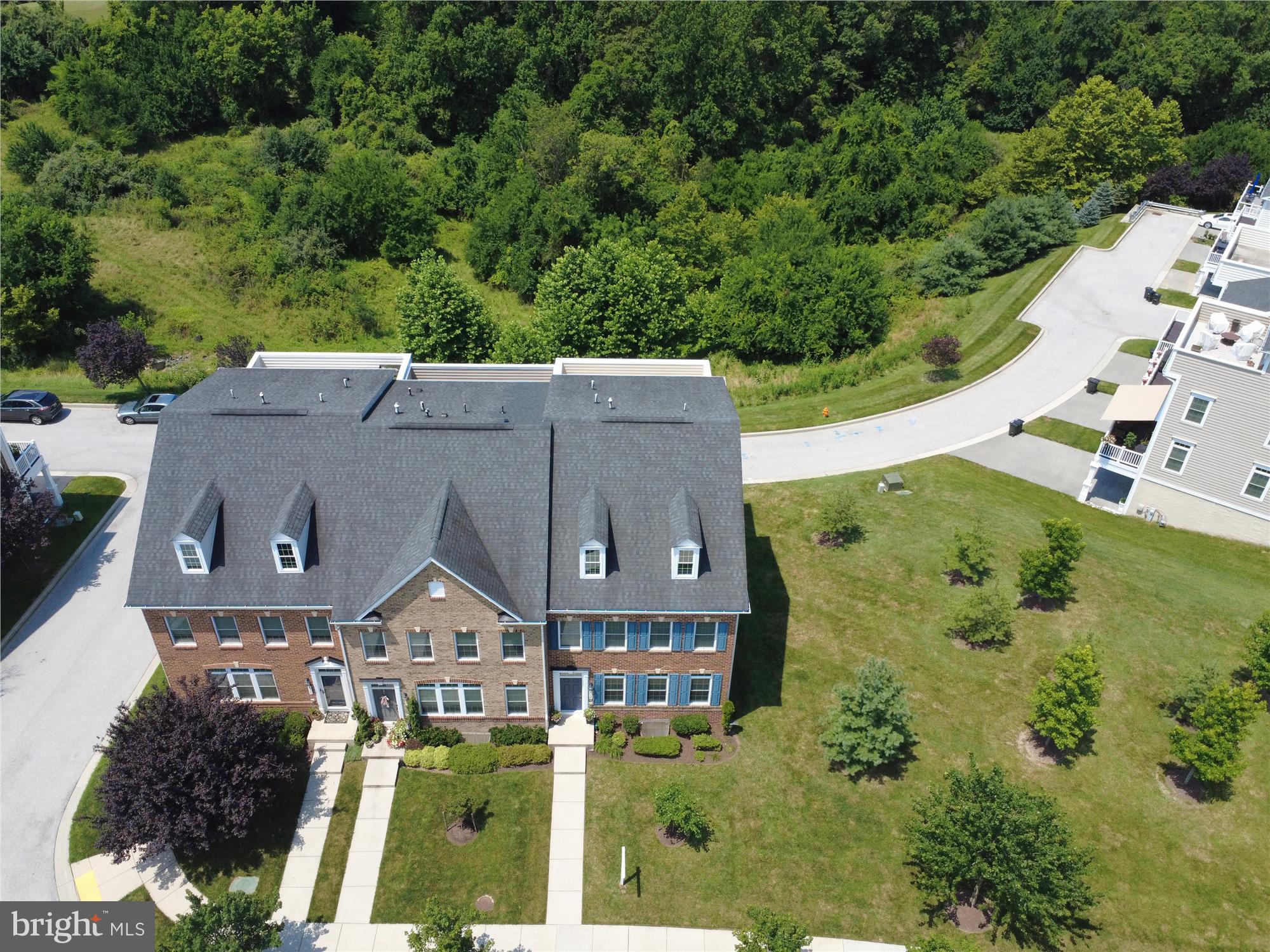 8135 VILLAGE CREST DRIVE 125