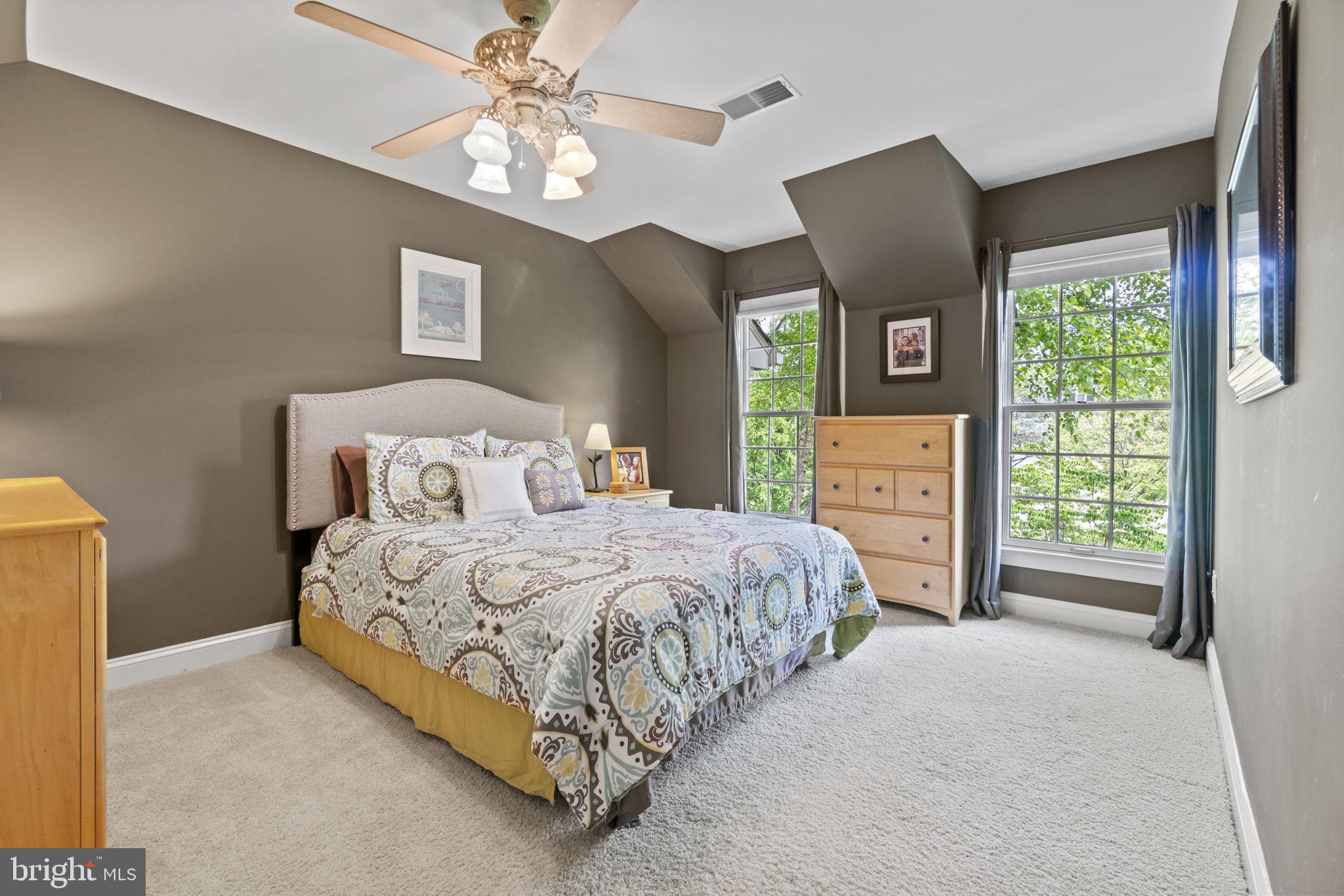 SENECA HIGHLANDS - Residential