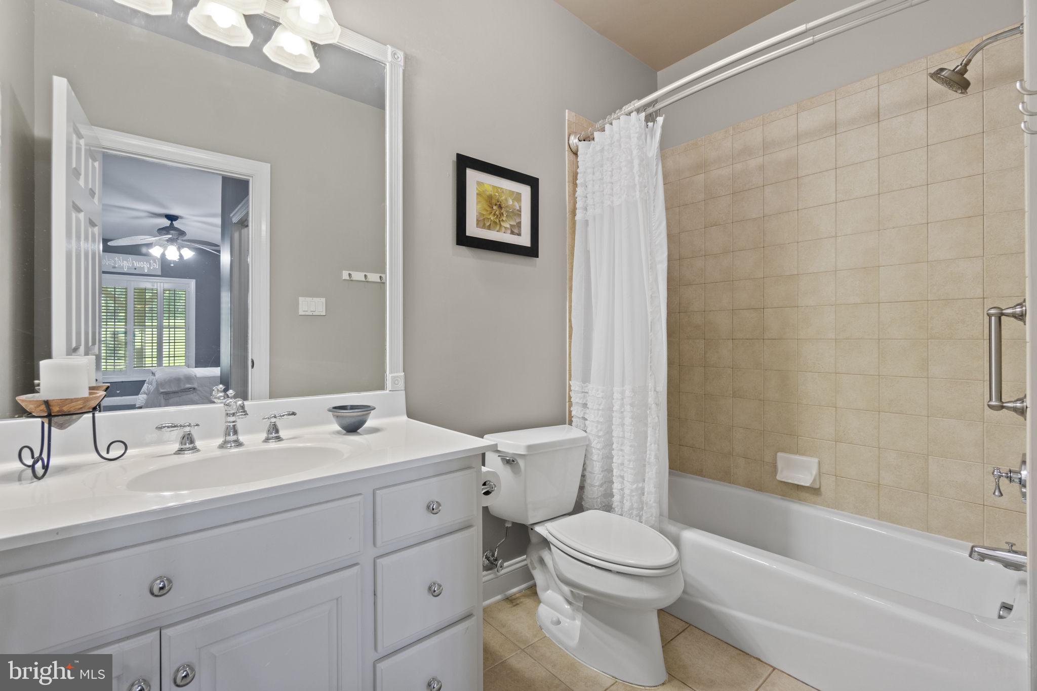 SENECA HIGHLANDS - Residential