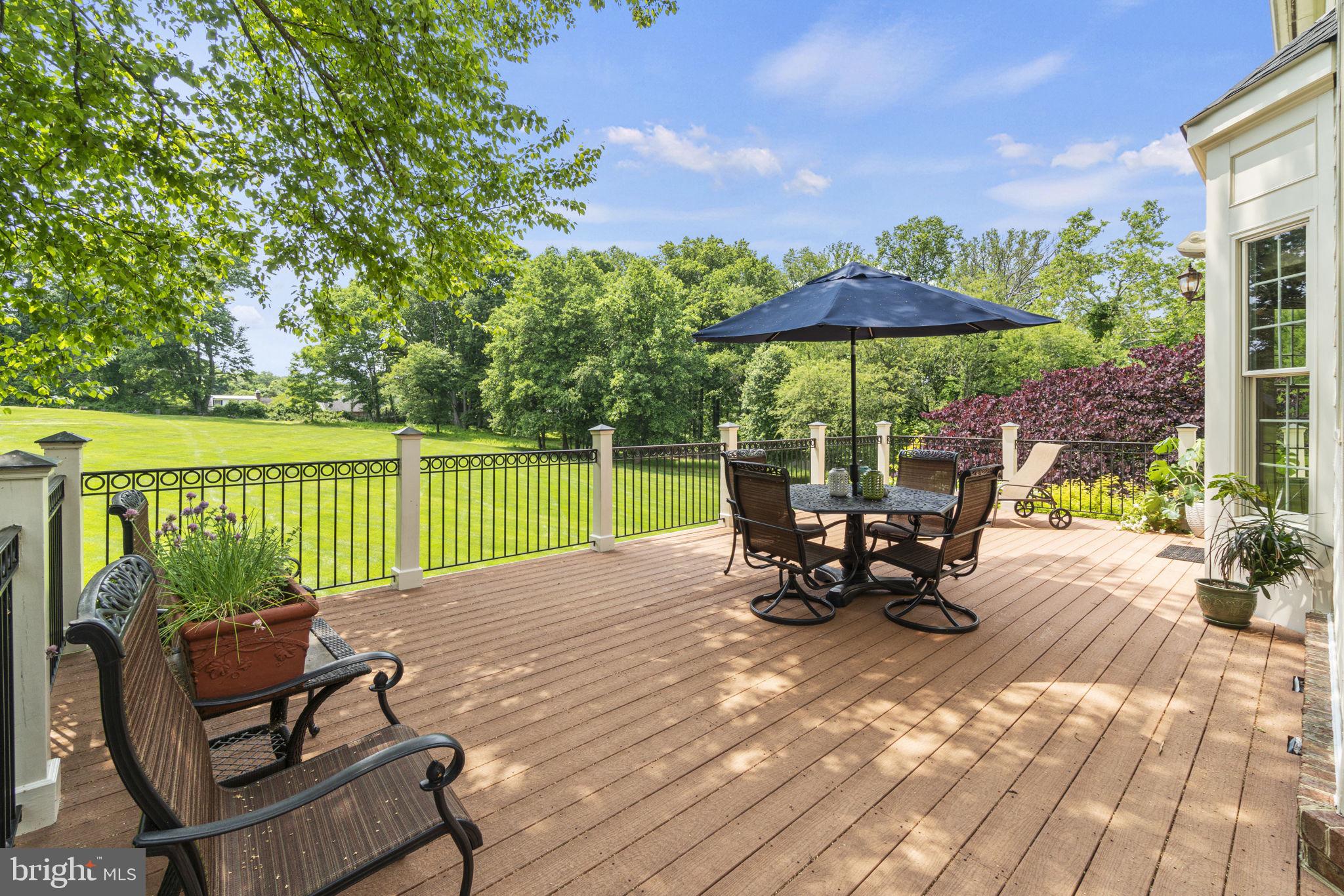 SENECA HIGHLANDS - Residential