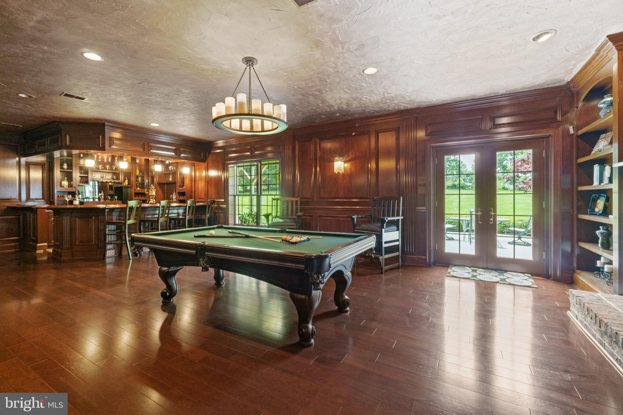 SENECA HIGHLANDS - Residential