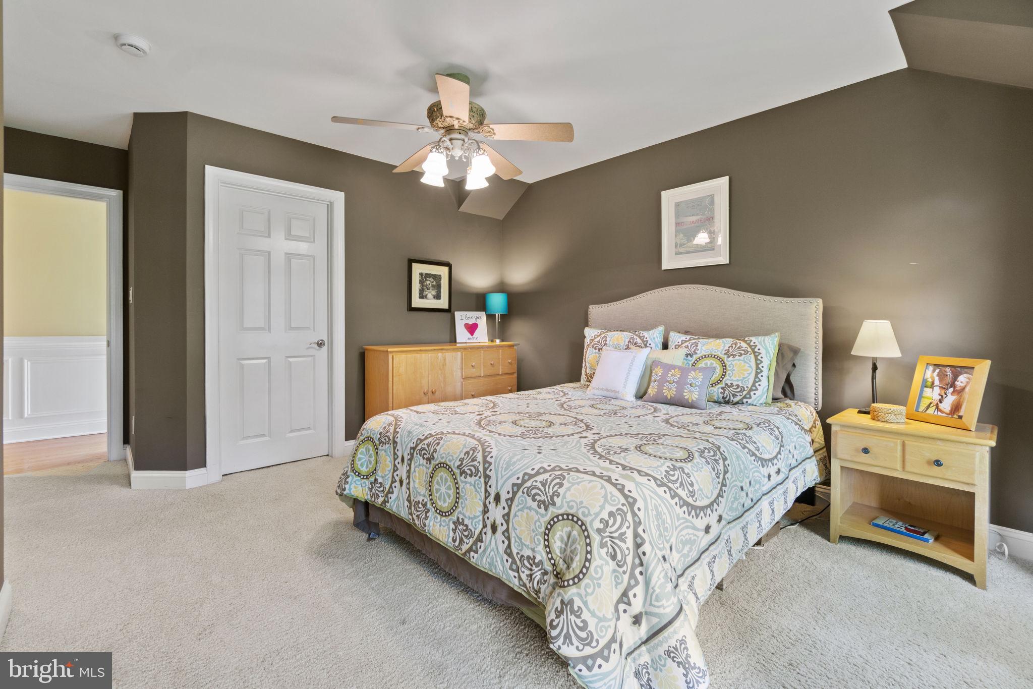 SENECA HIGHLANDS - Residential