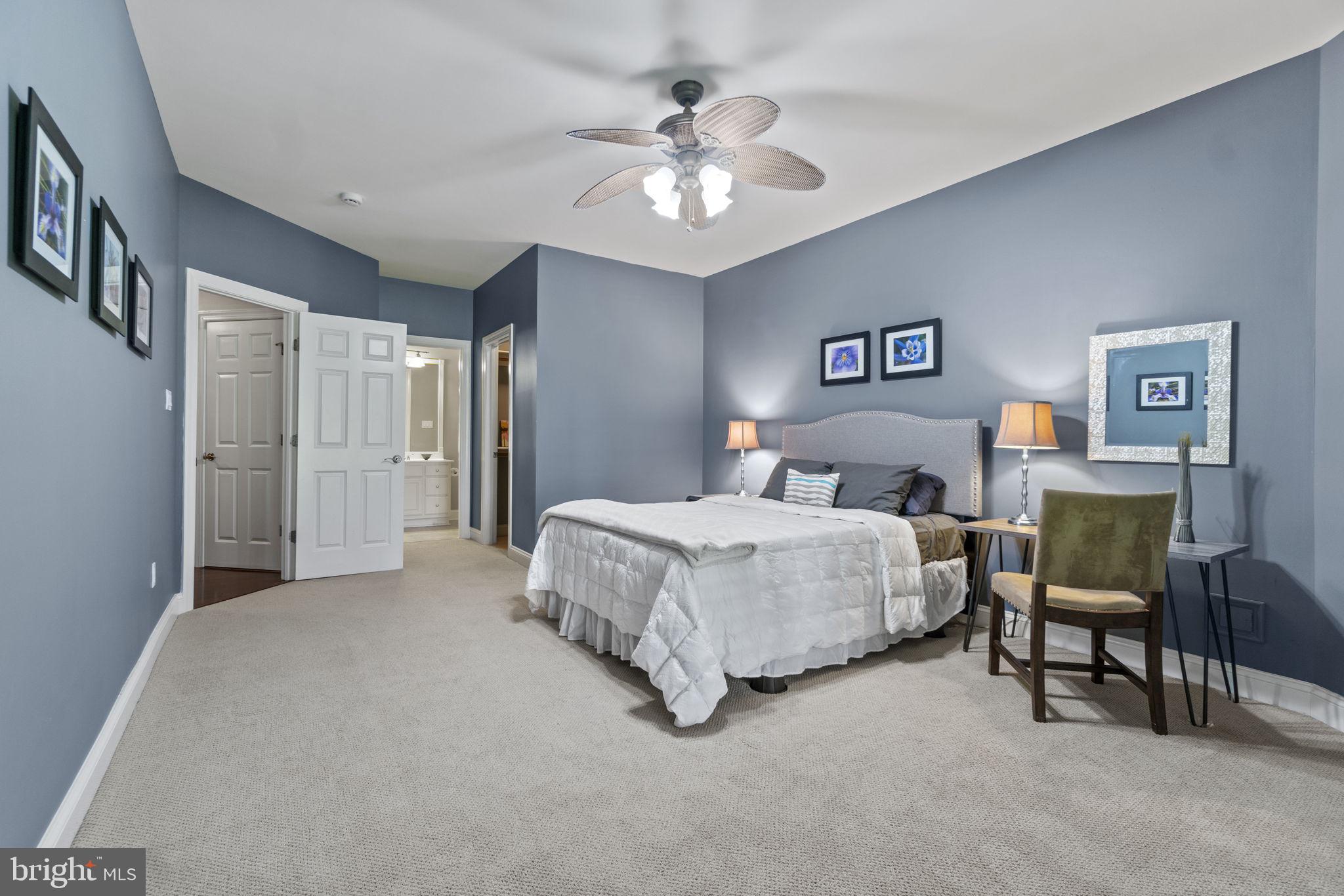 SENECA HIGHLANDS - Residential