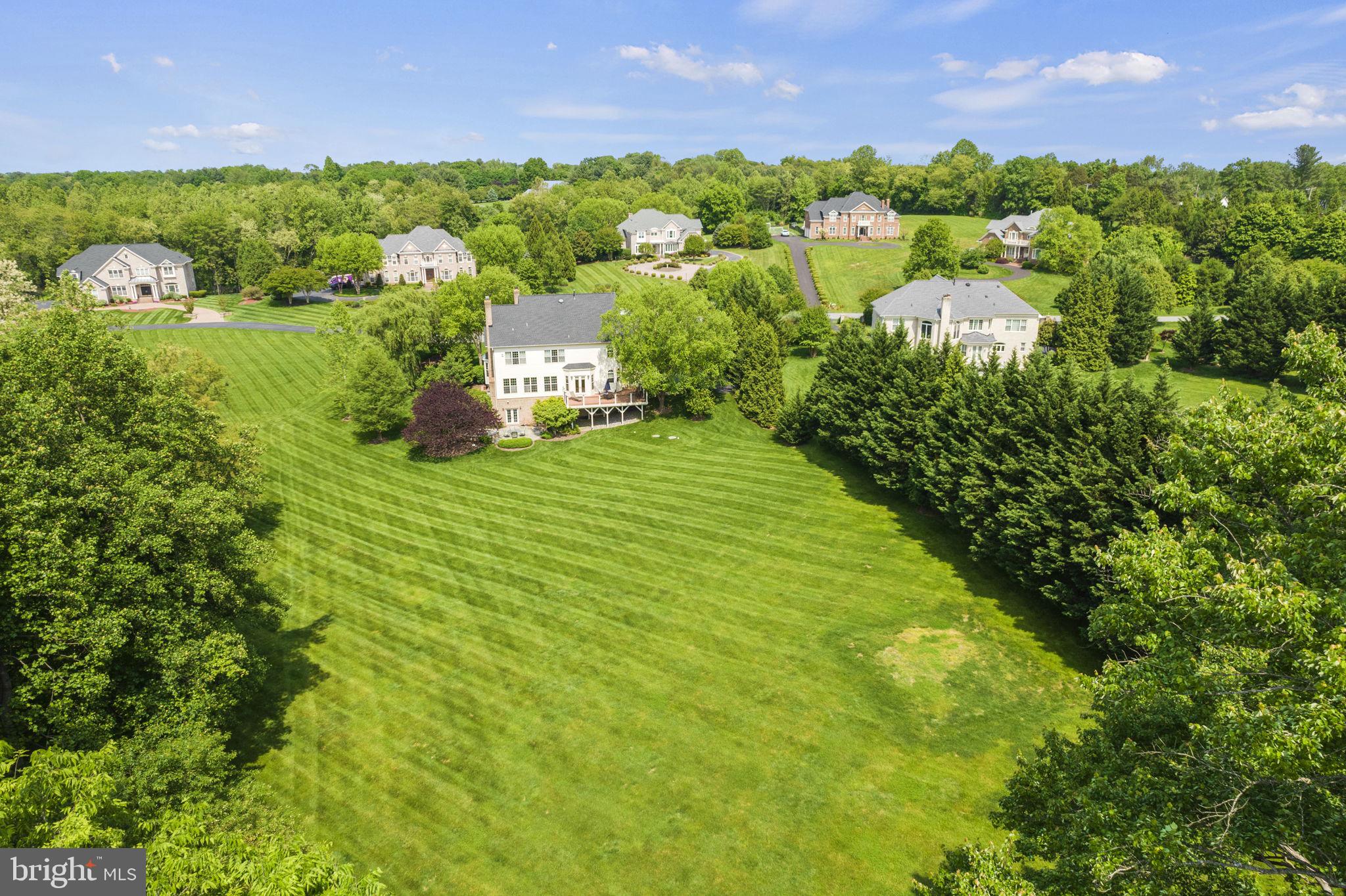 SENECA HIGHLANDS - Residential