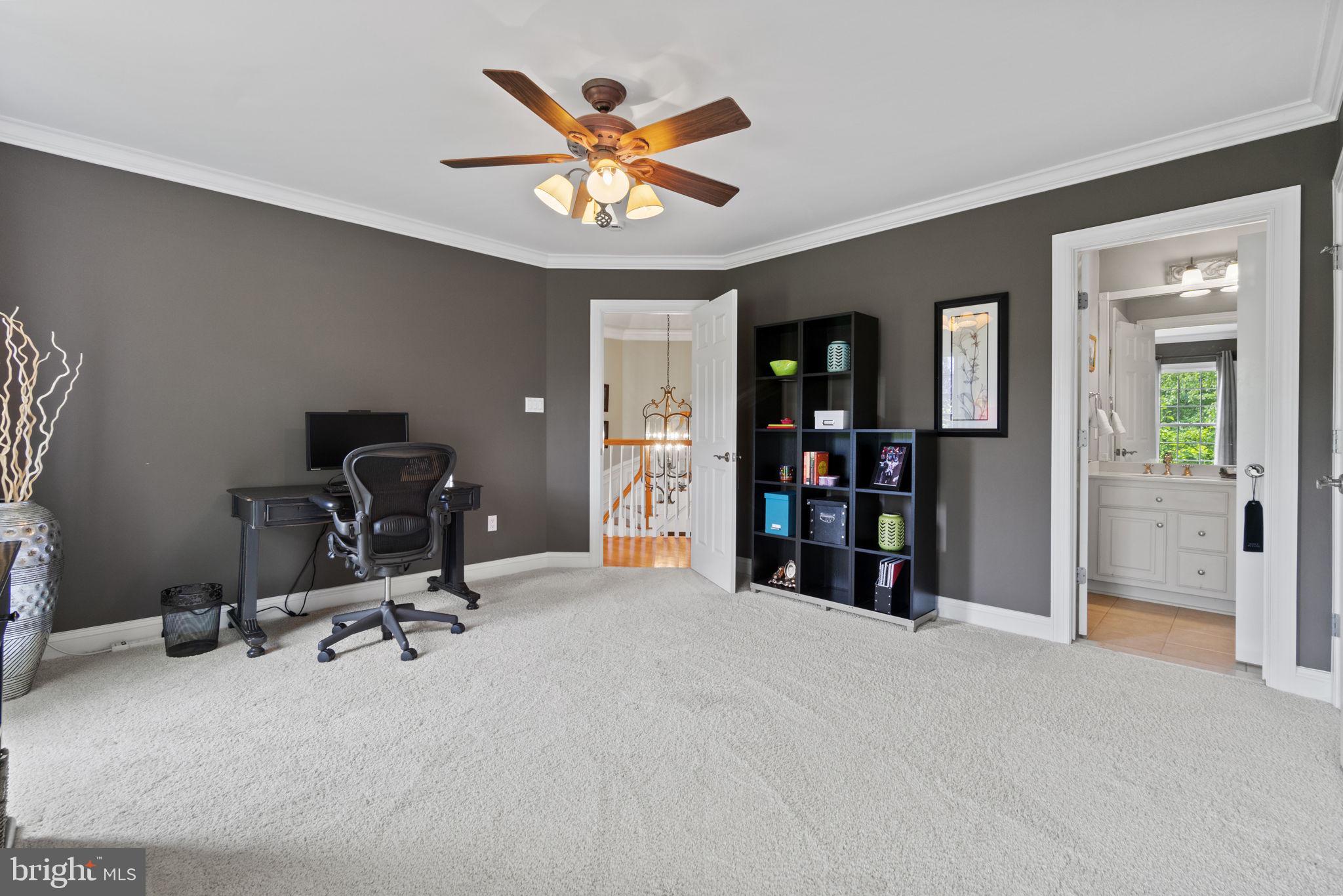 SENECA HIGHLANDS - Residential