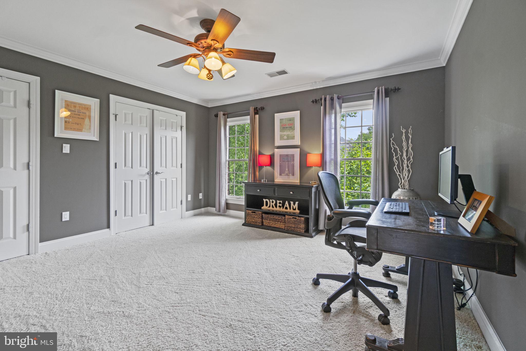 SENECA HIGHLANDS - Residential