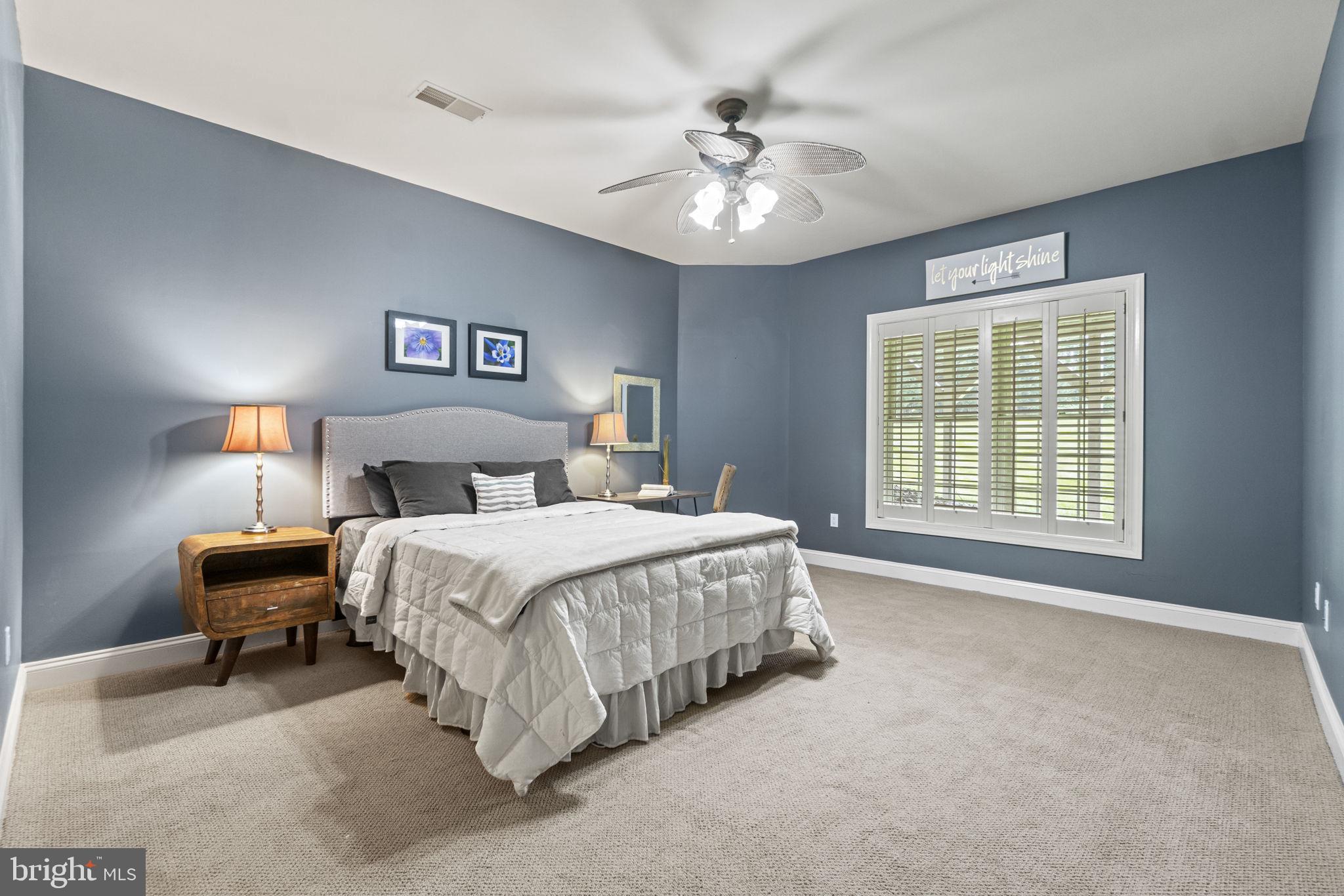 SENECA HIGHLANDS - Residential