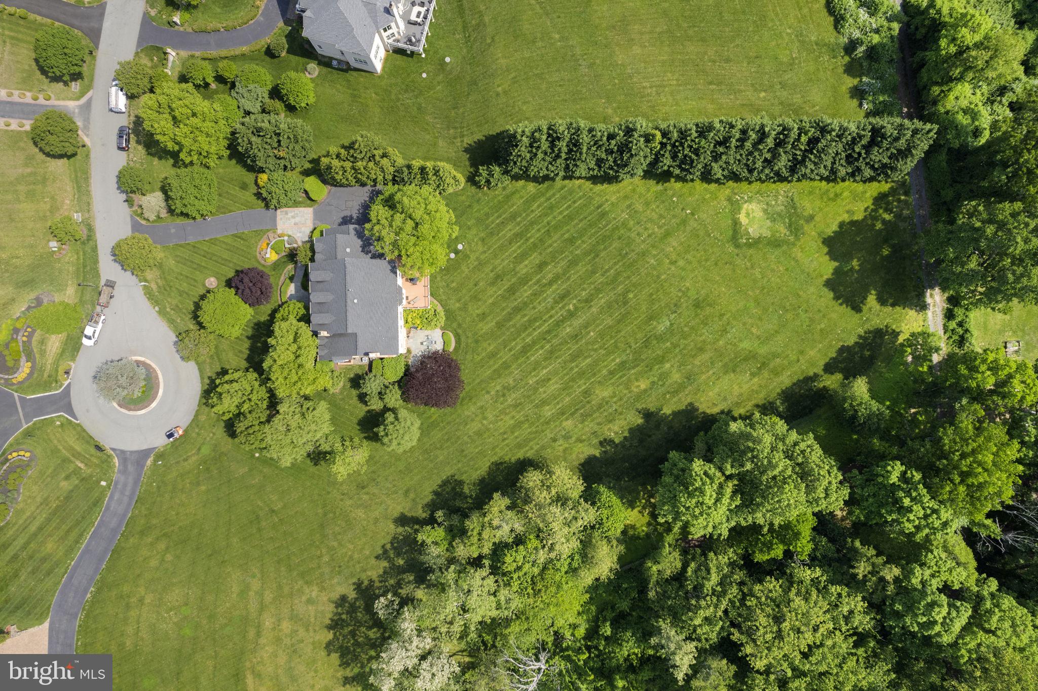 SENECA HIGHLANDS - Residential