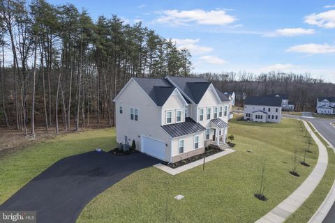 Photo of 6201 Carters Grove Drive, MANASSAS, VA 20112 (MLS # VAPW2113502)