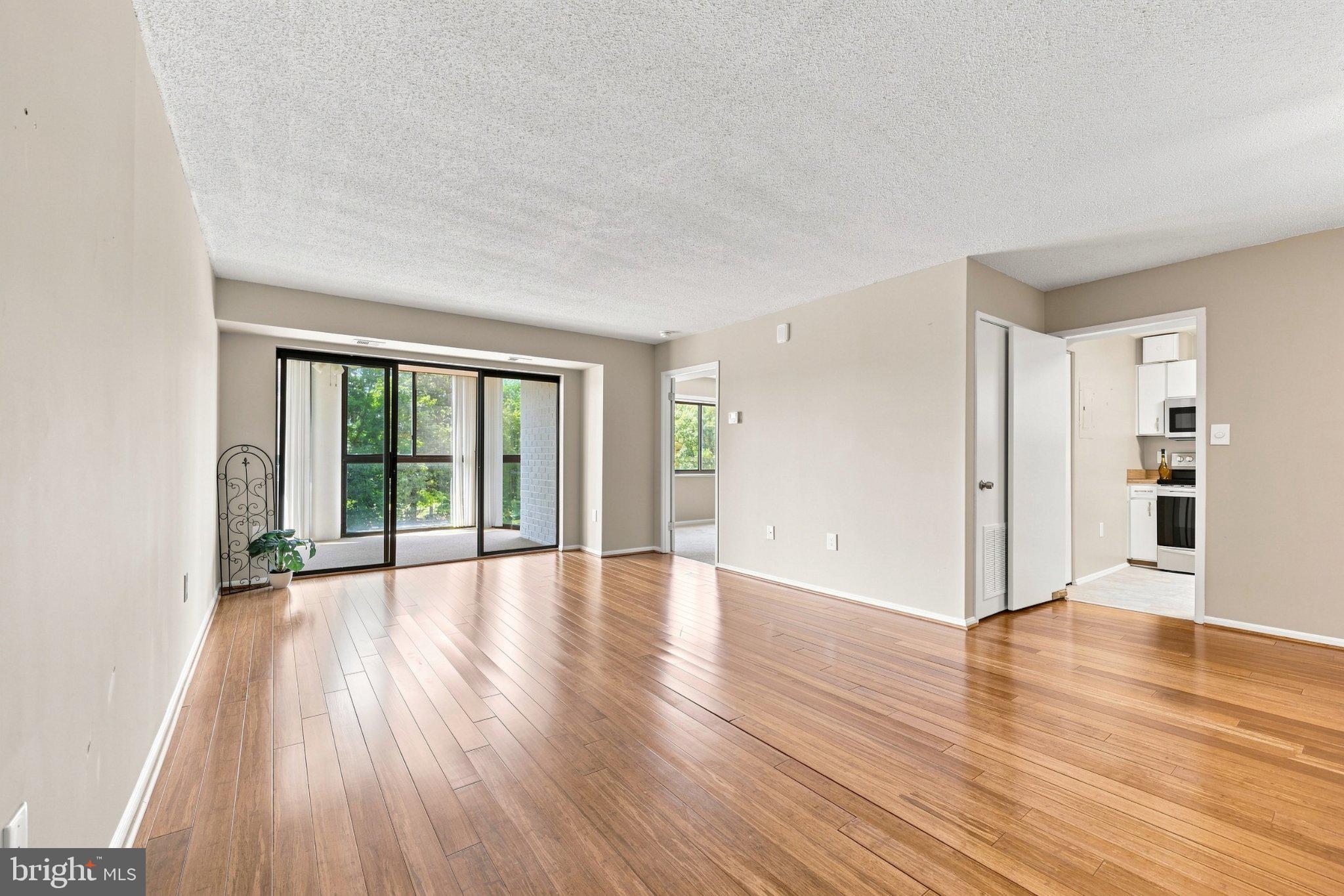 15107 INTERLACHEN DRIVE 2-415