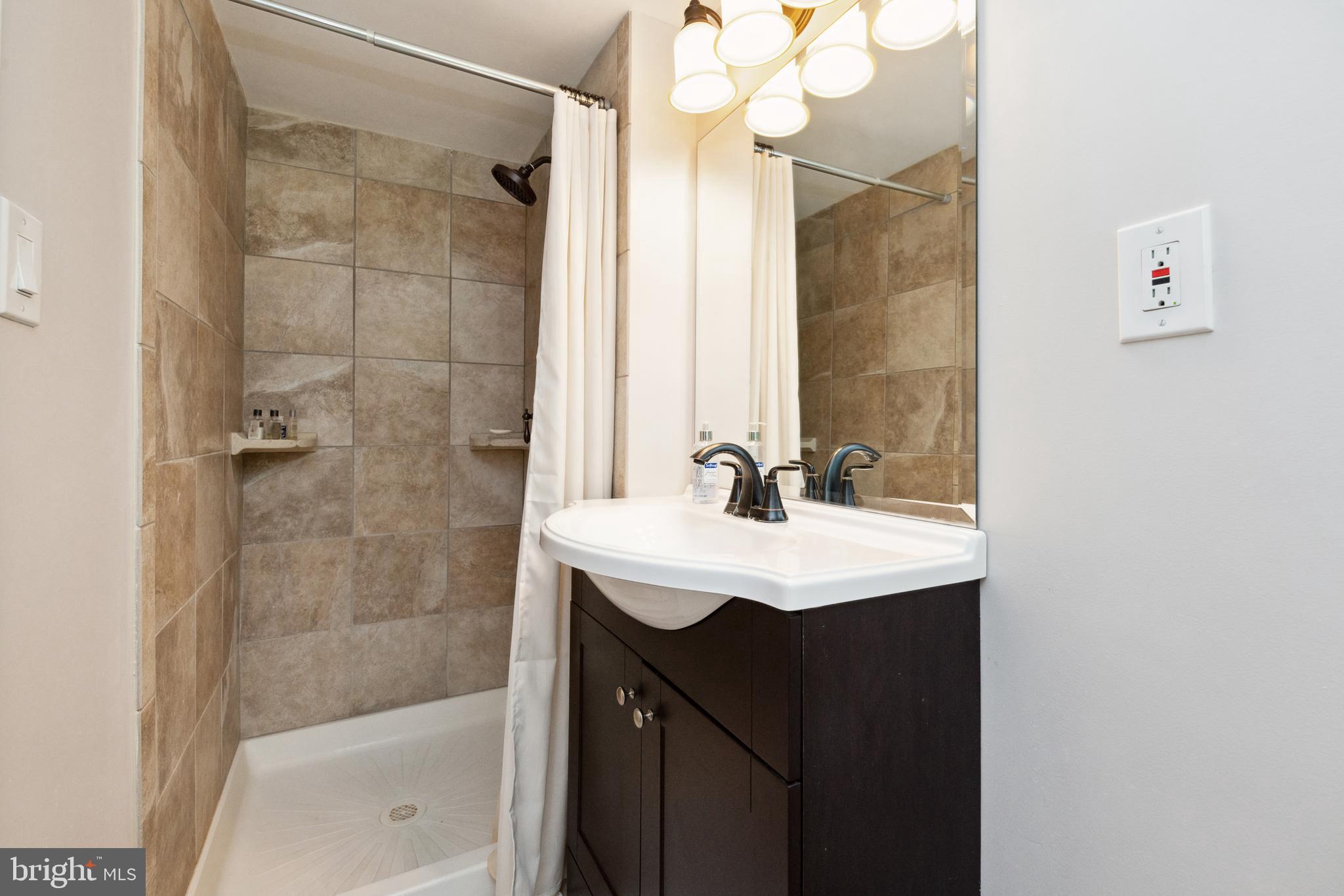 OWINGS MILLS - Residential