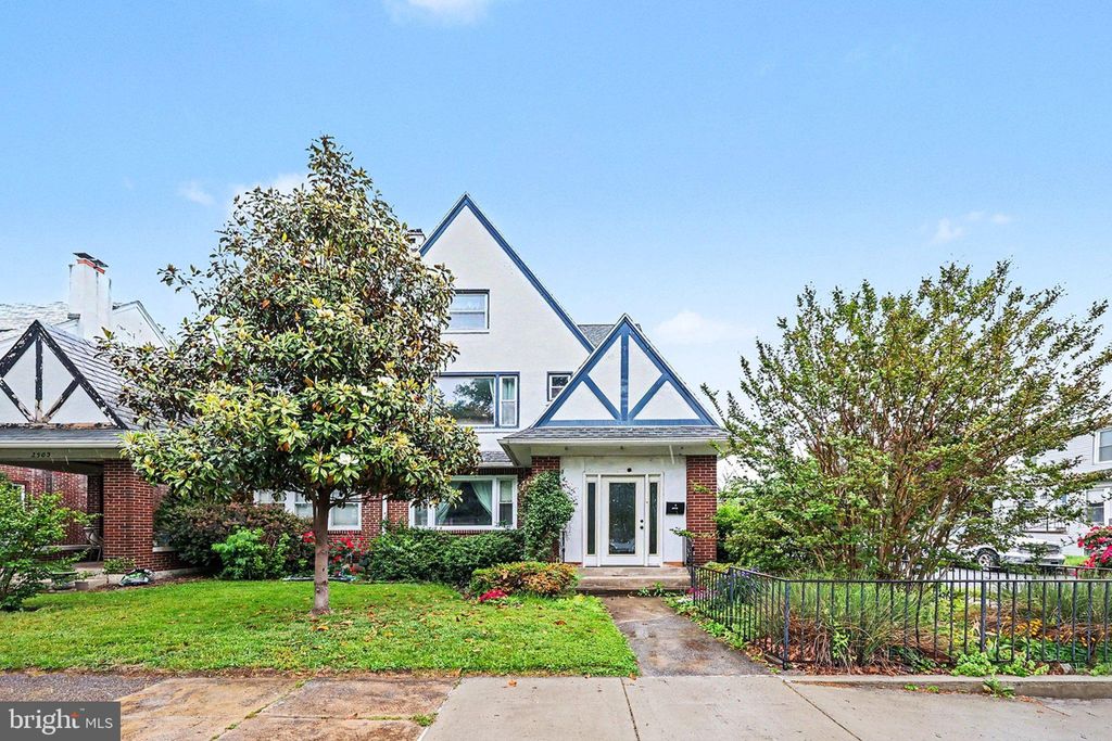 Photo of 2501 N 2nd Street, HARRISBURG, PA 17110 (MLS # PADA2060360)