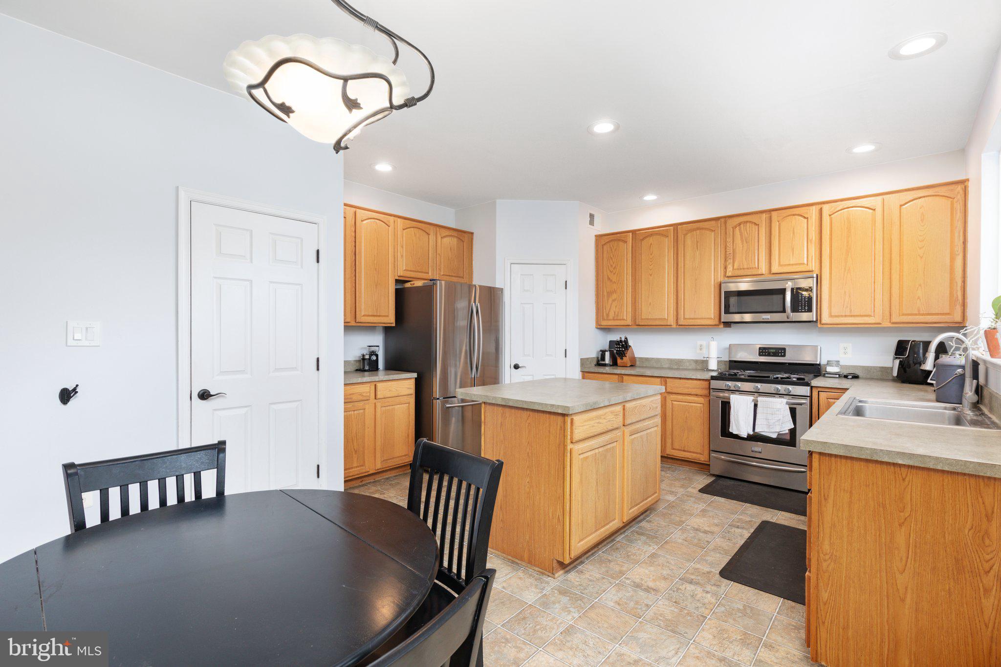 BRIARWOOD ESTATES - Residential