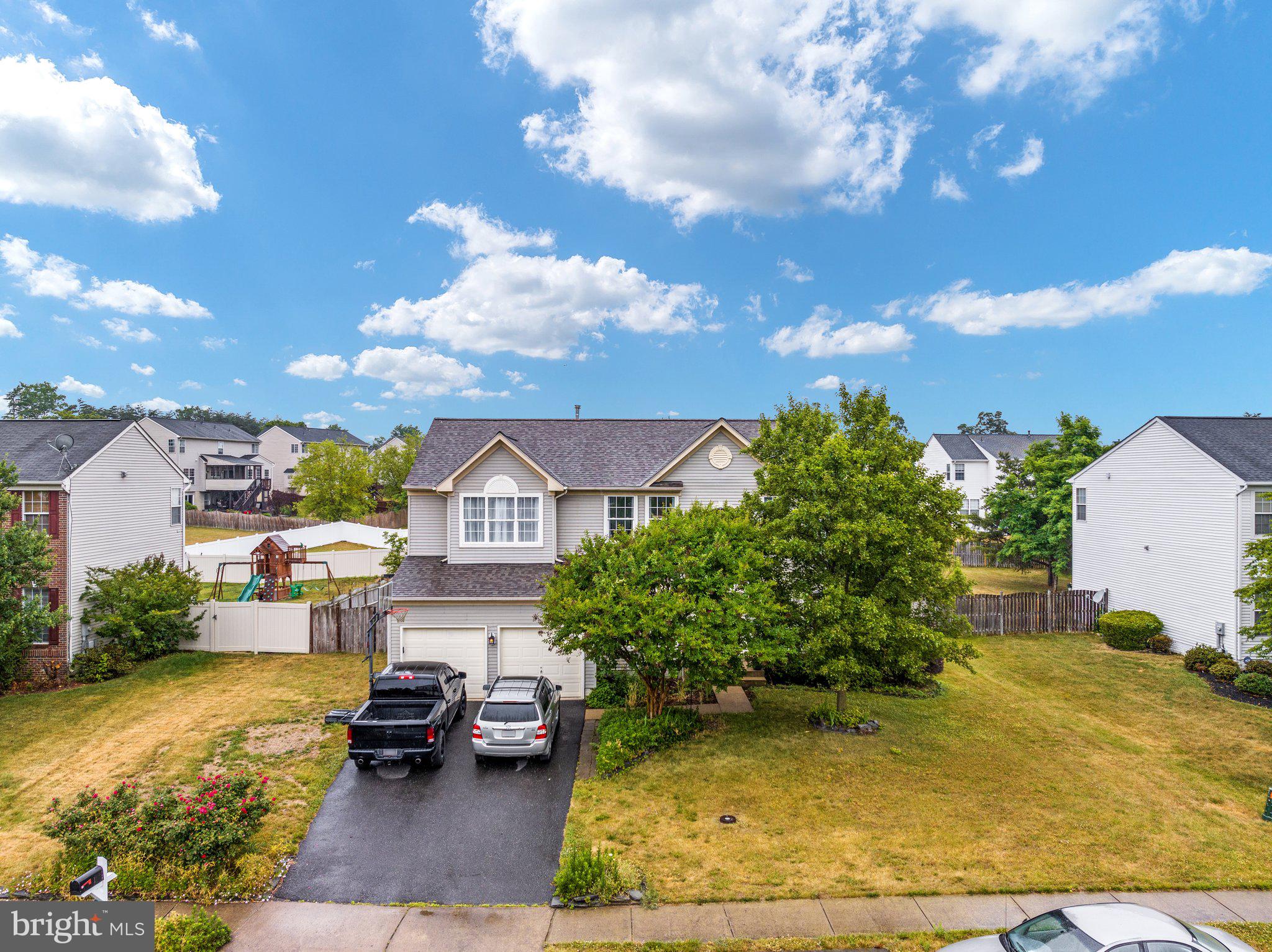 BRIARWOOD ESTATES - Residential