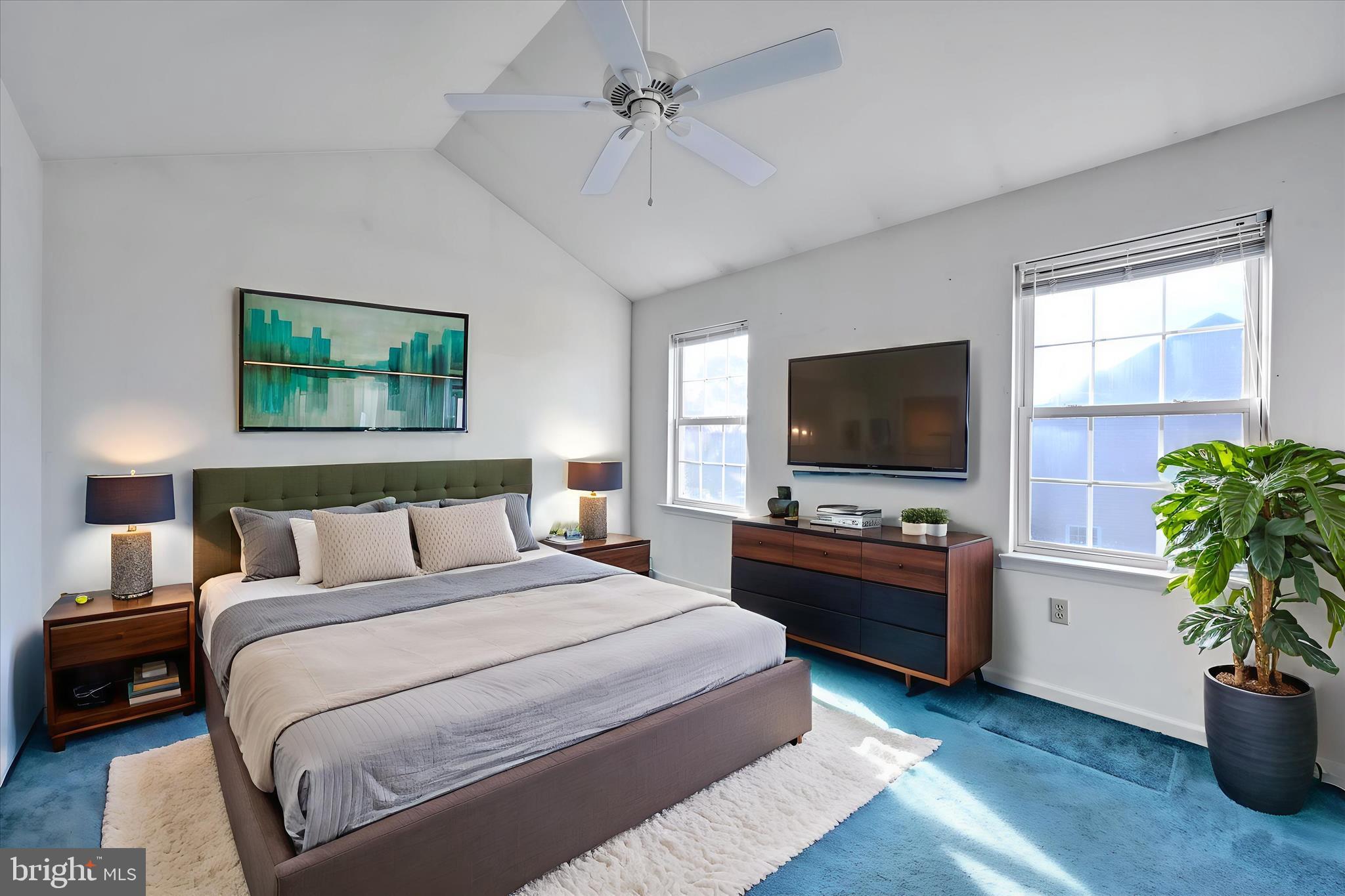 MANOR OAKS - Residential