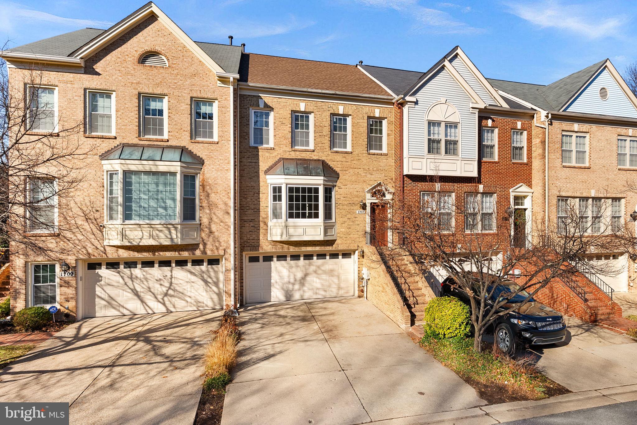 WOODSIDE - Residential Lease