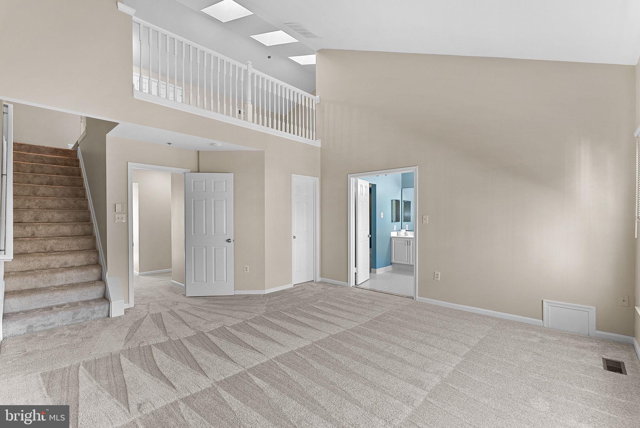 WOODSIDE - Residential Lease