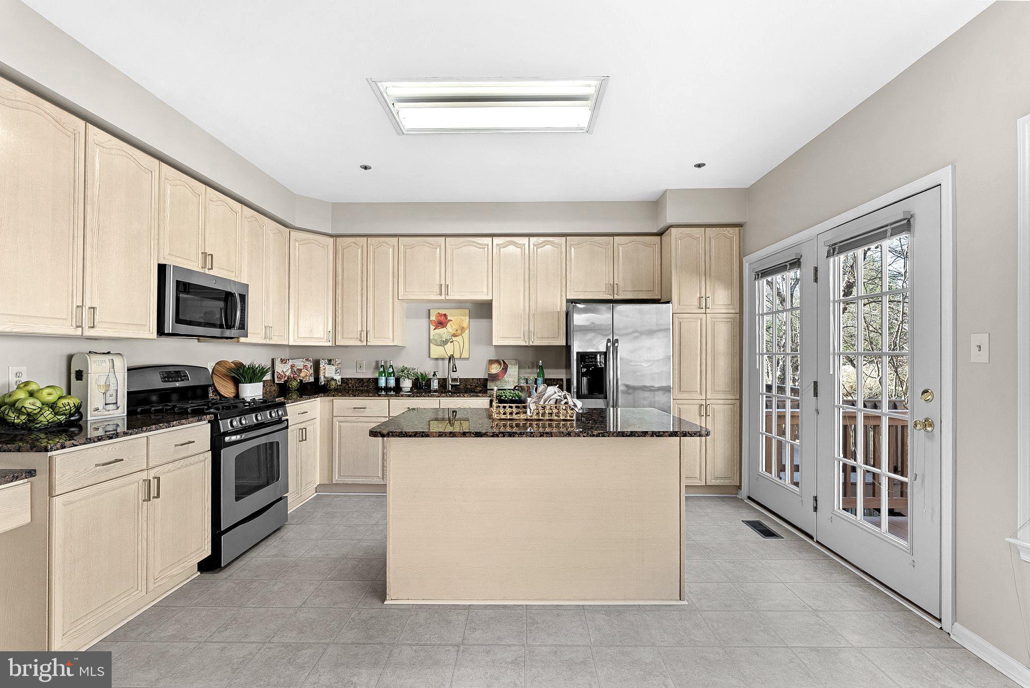 WOODSIDE - Residential Lease