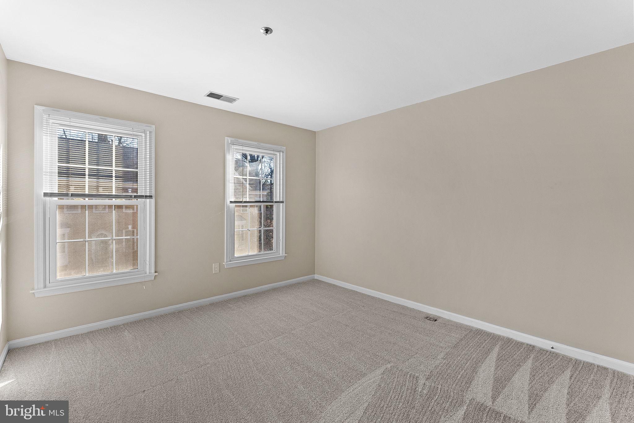 WOODSIDE - Residential Lease