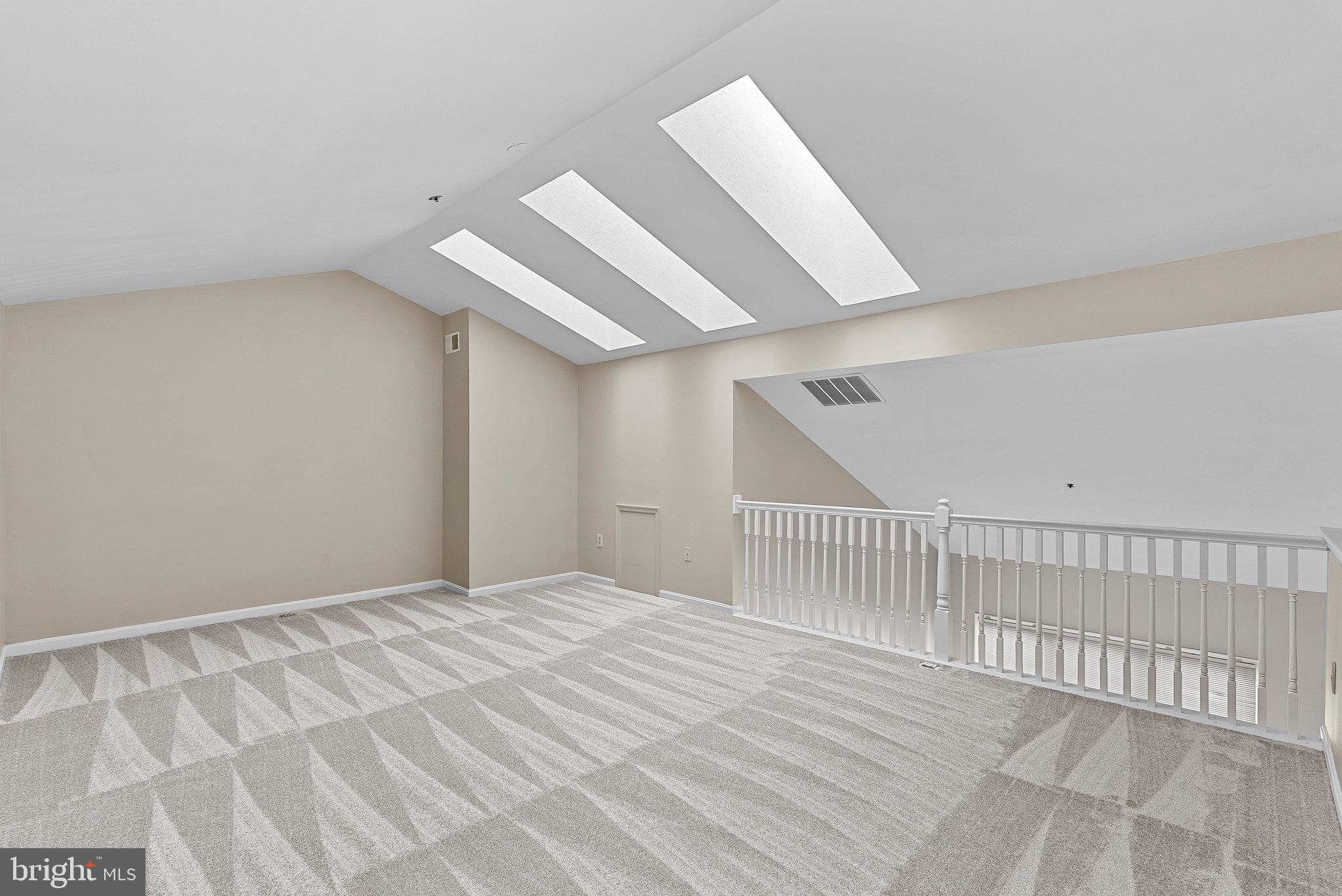 WOODSIDE - Residential Lease