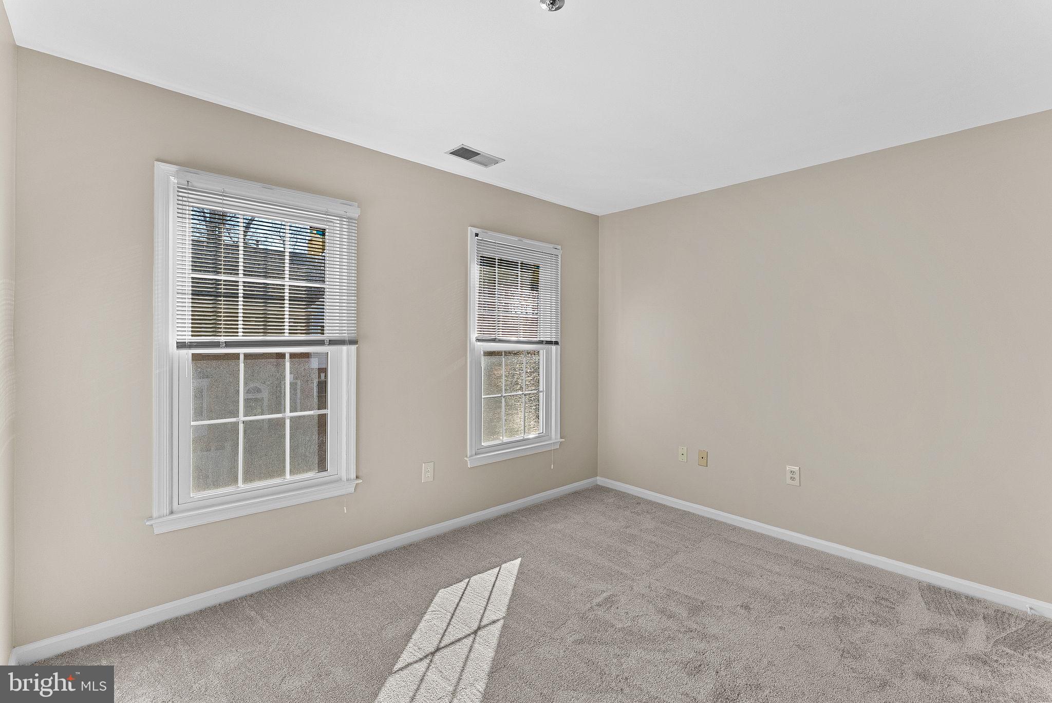 WOODSIDE - Residential Lease