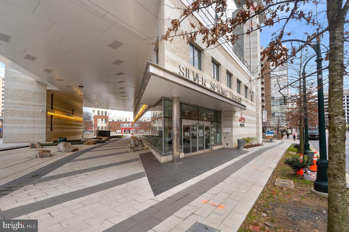 WOODSIDE - Residential Lease