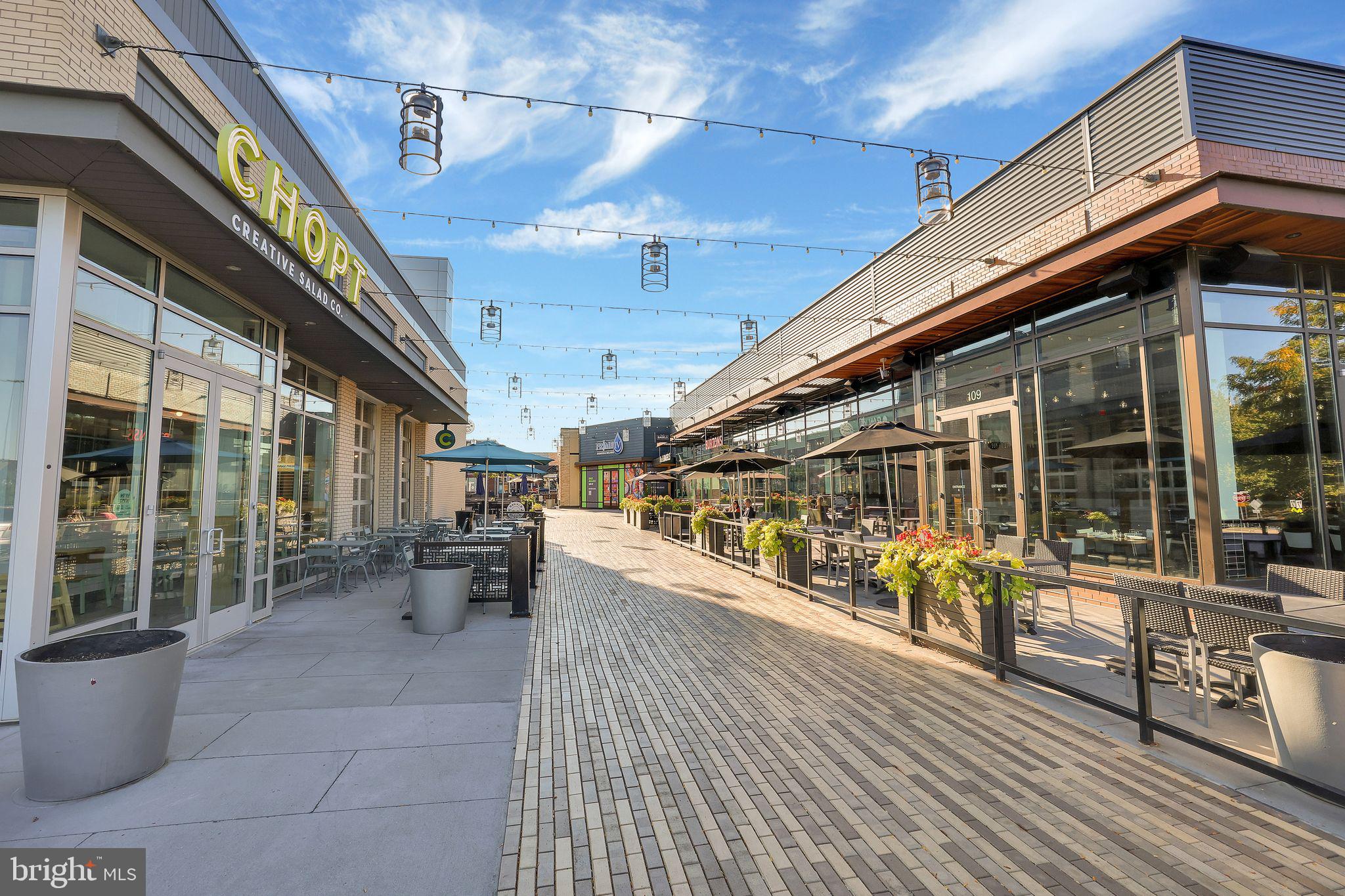 KENTLANDS - Residential Lease