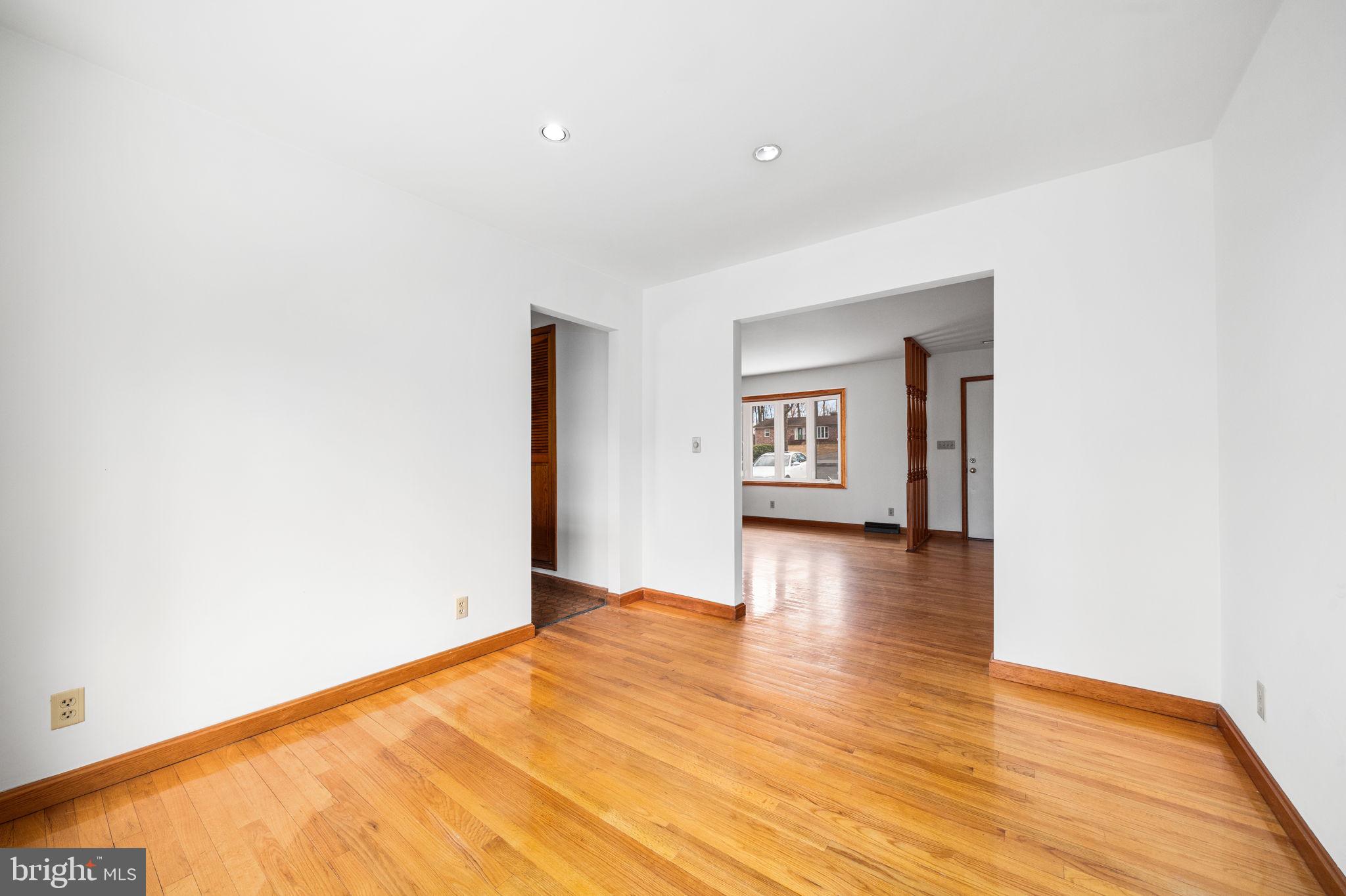 MONROVIA - Residential